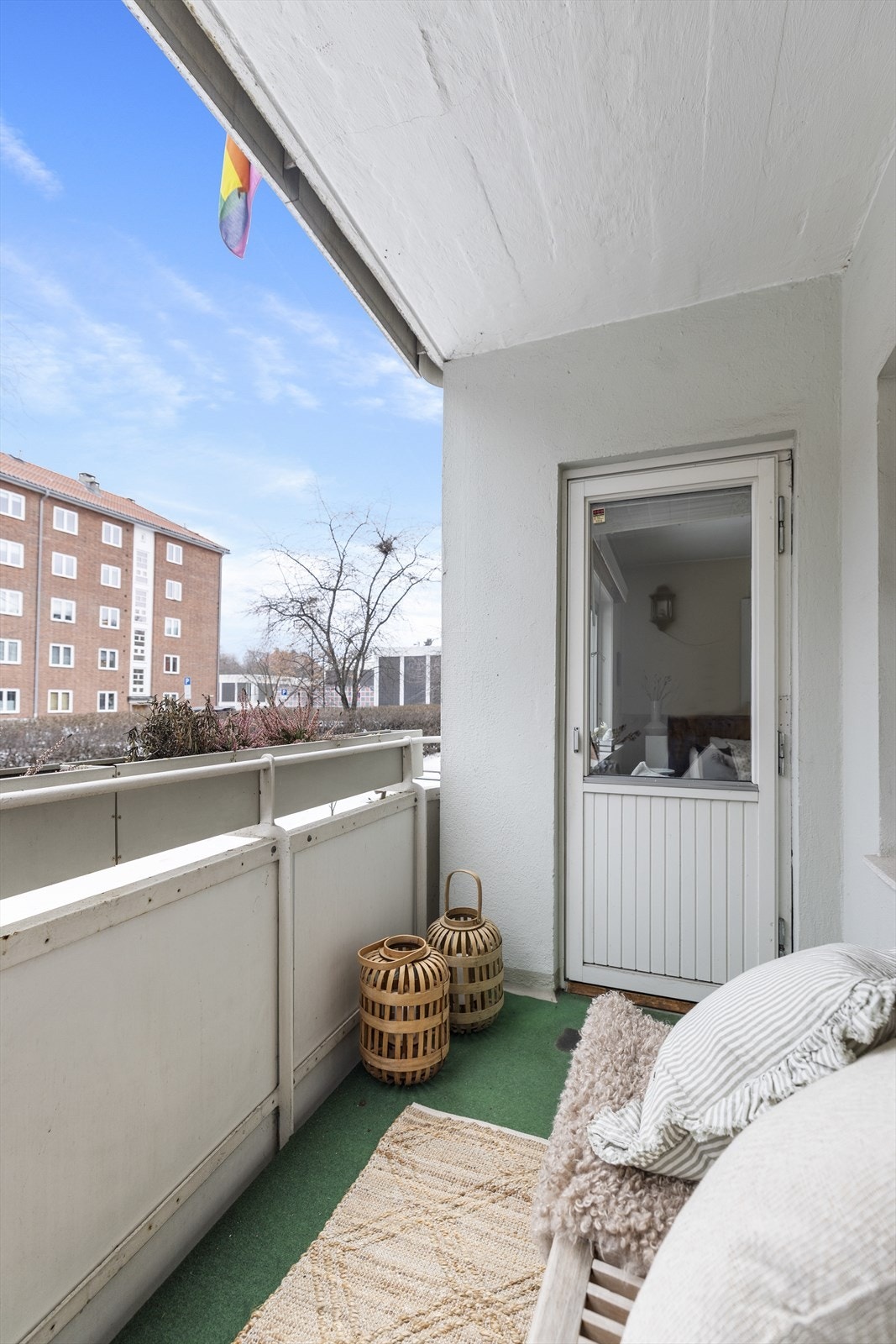 Balkongen ligger ut mot aksjelagets fellesarealer Galleribilde