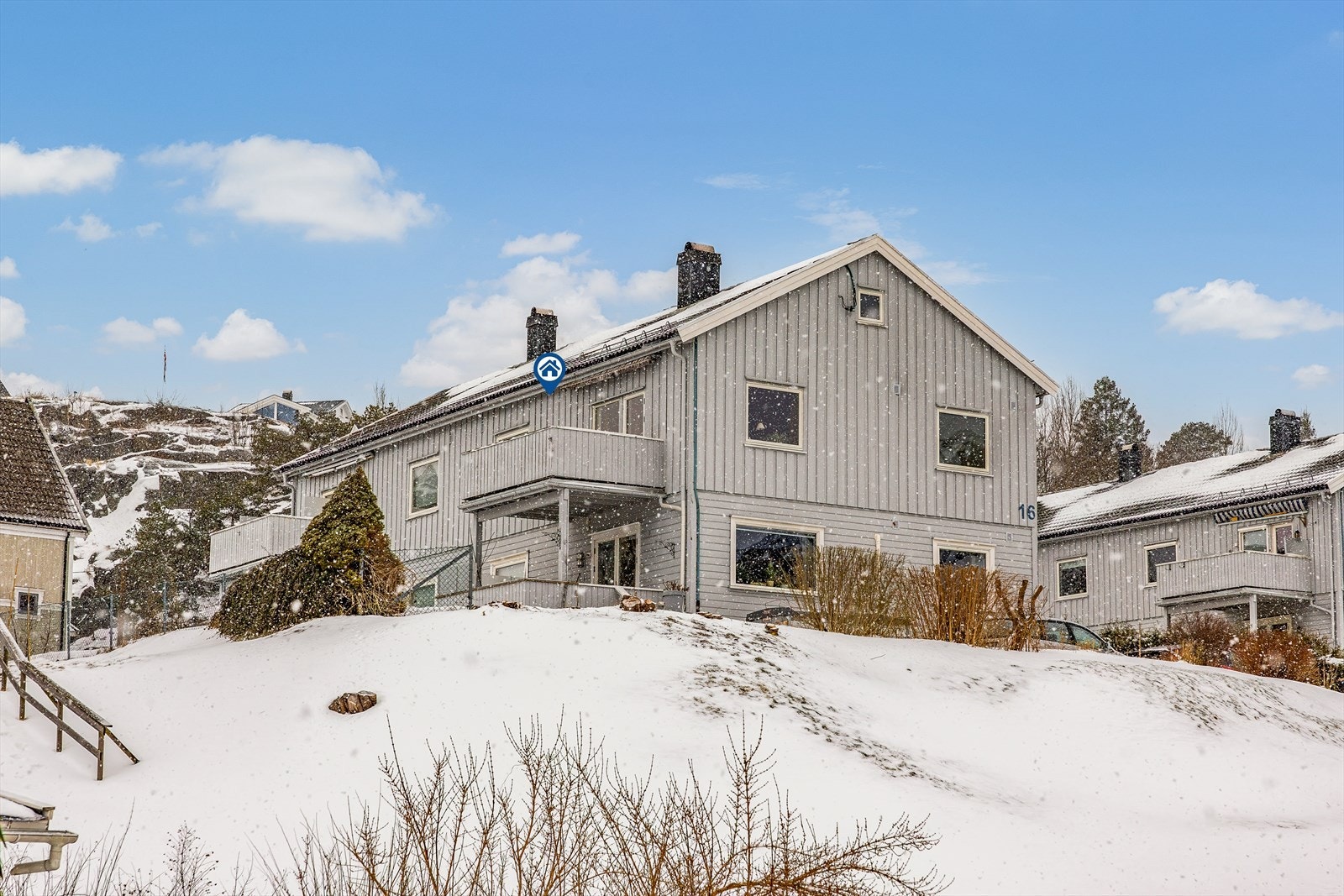 Eiendommen ligger i et etablert og rolig boligområde. Galleribilde
