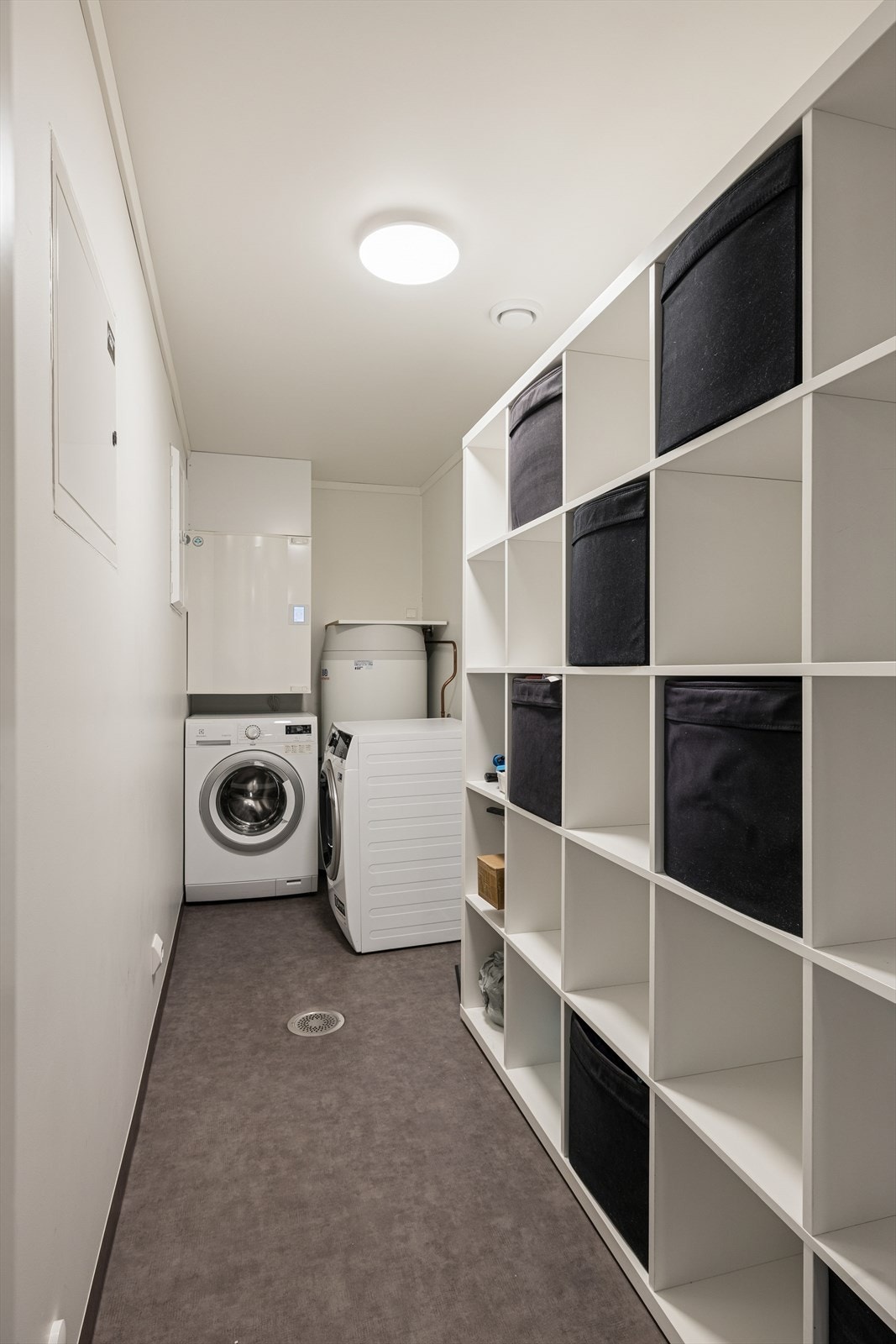 Opprinnelig godkjent bod er i dag innredet som vaskerom/teknisk rom. Se pkt. ferdigattest i salgsoppgaven for nærmere informasjon. Galleribilde