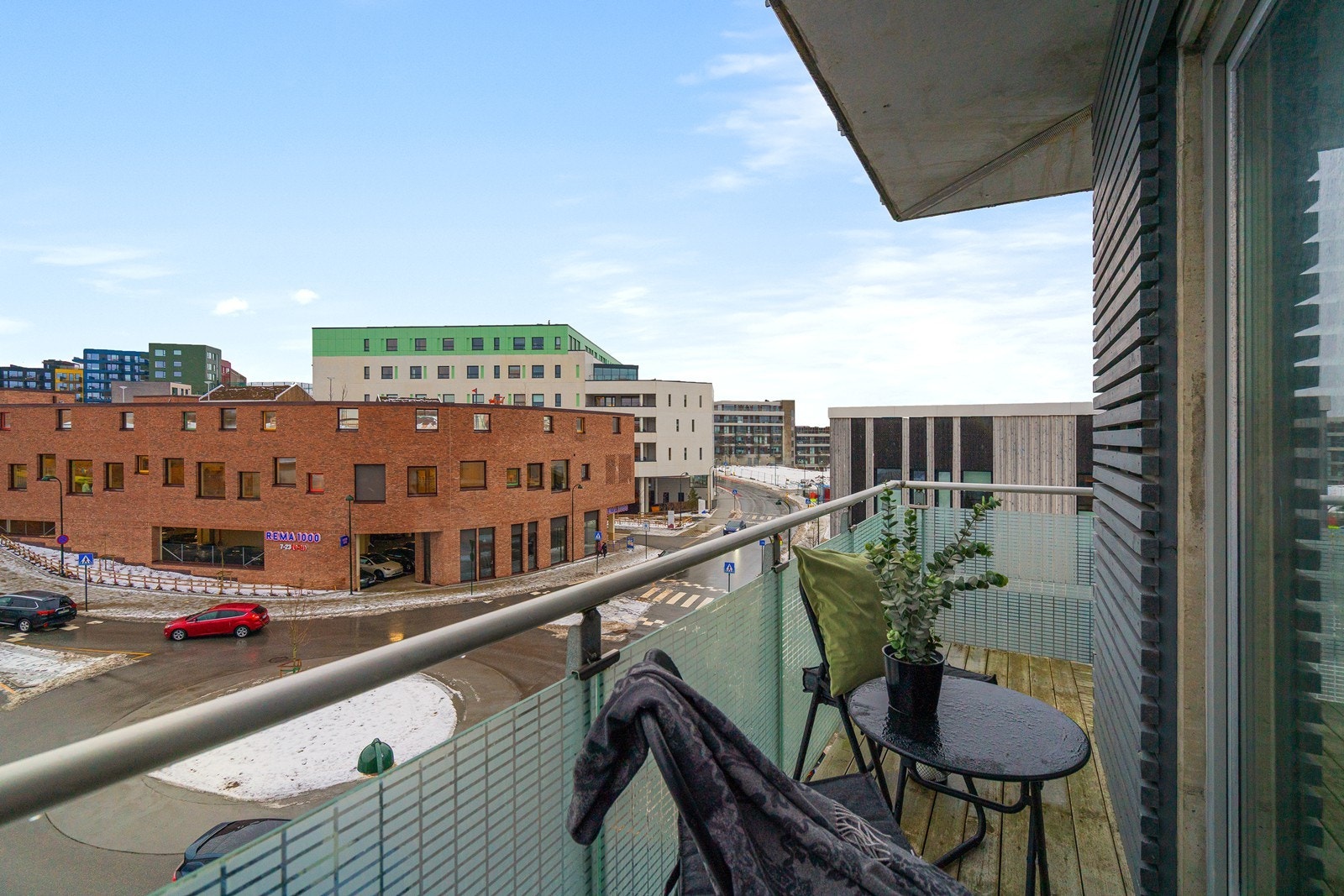 Balkong/ terrasse vestsiden. Galleribilde