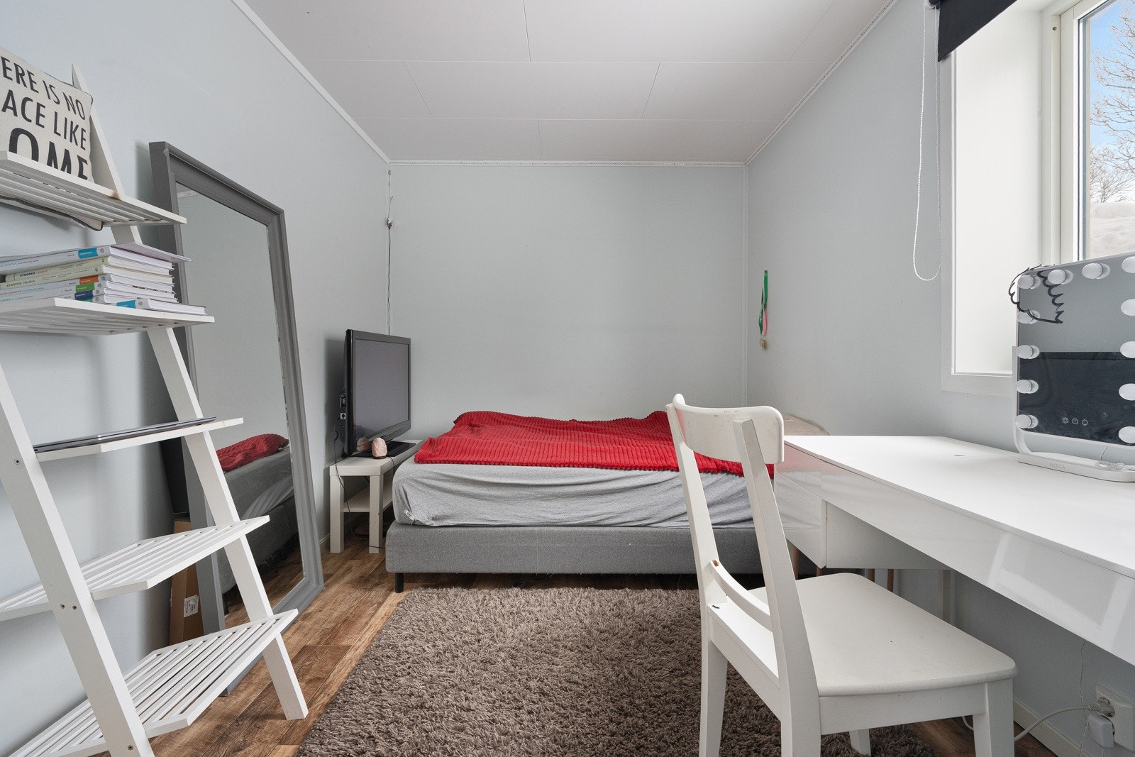 Soverom i utleiedel.