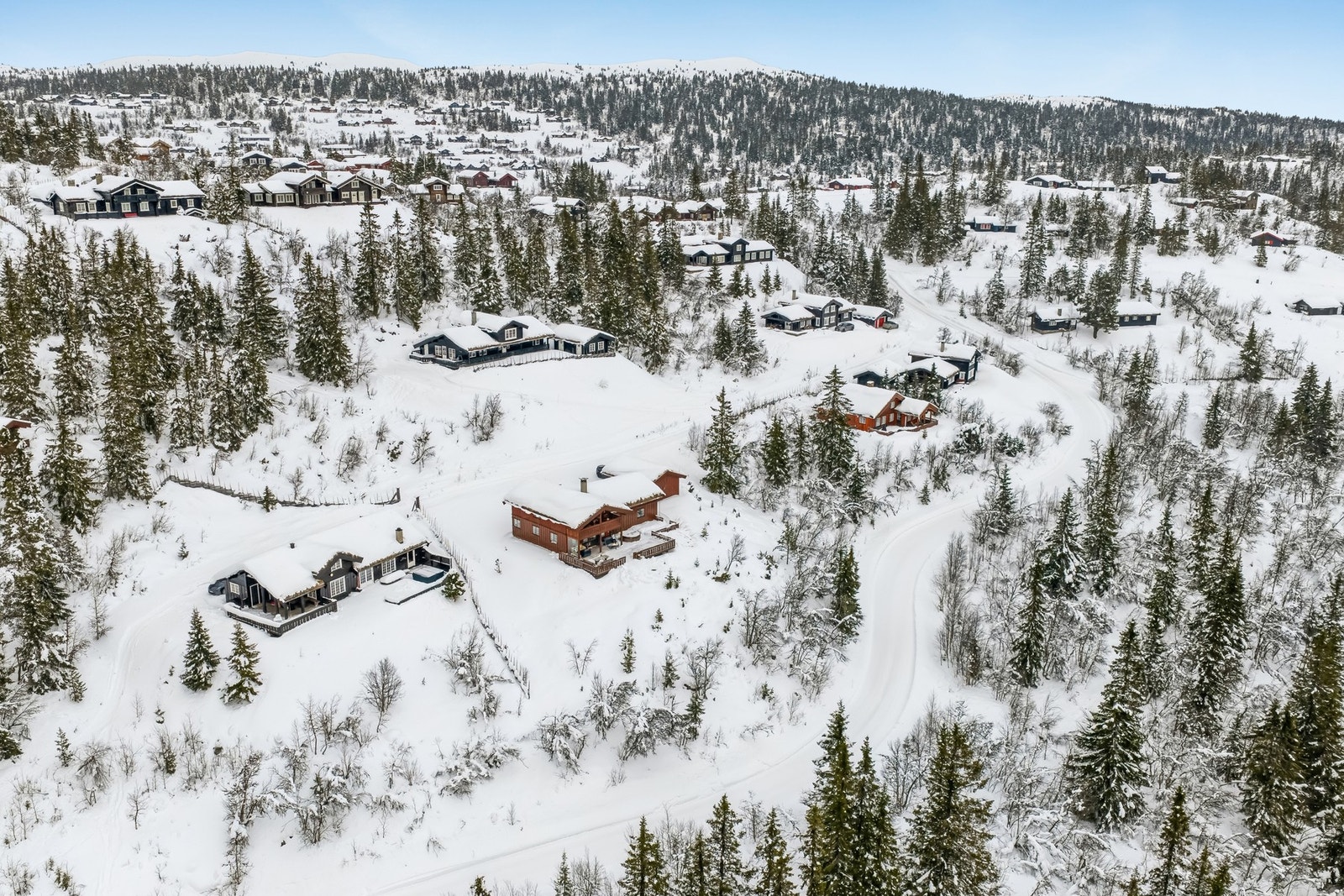 Hytta har flott beliggenhet Galleribilde