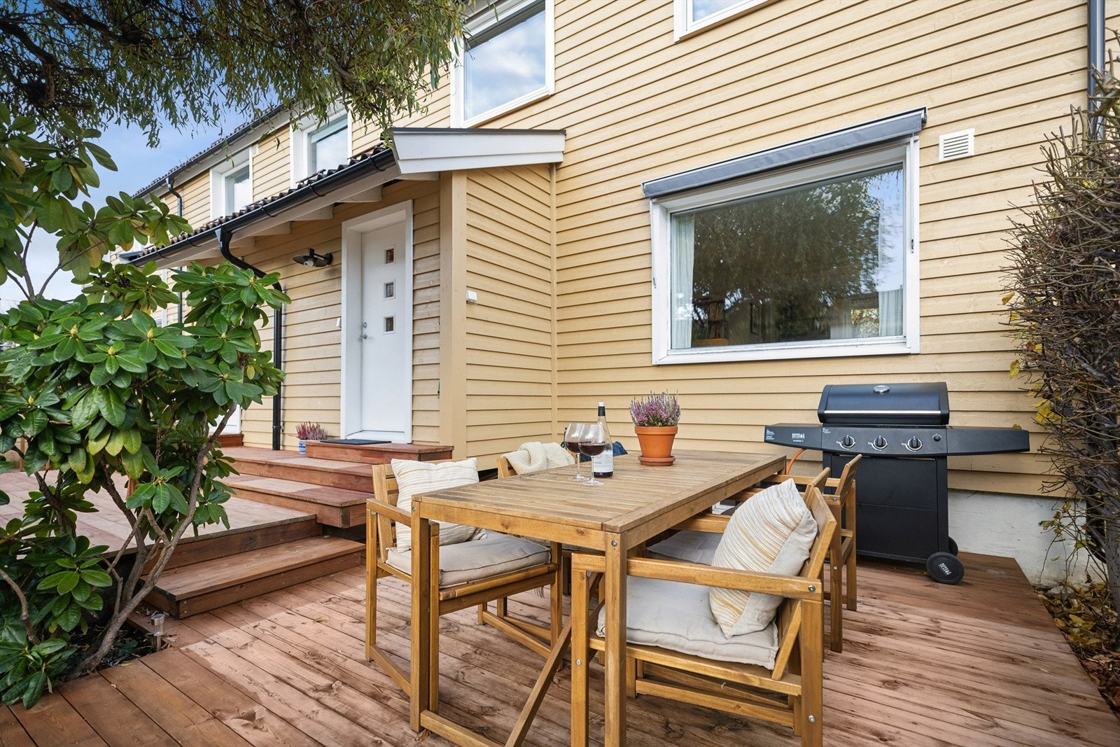 Velkommen til Enerveien 10B - Presentert av Elisiff Wennersgaard v/Krogsveen Nesodden. Foto: Per Oscar Skjellnan v/Eftk Galleribilde