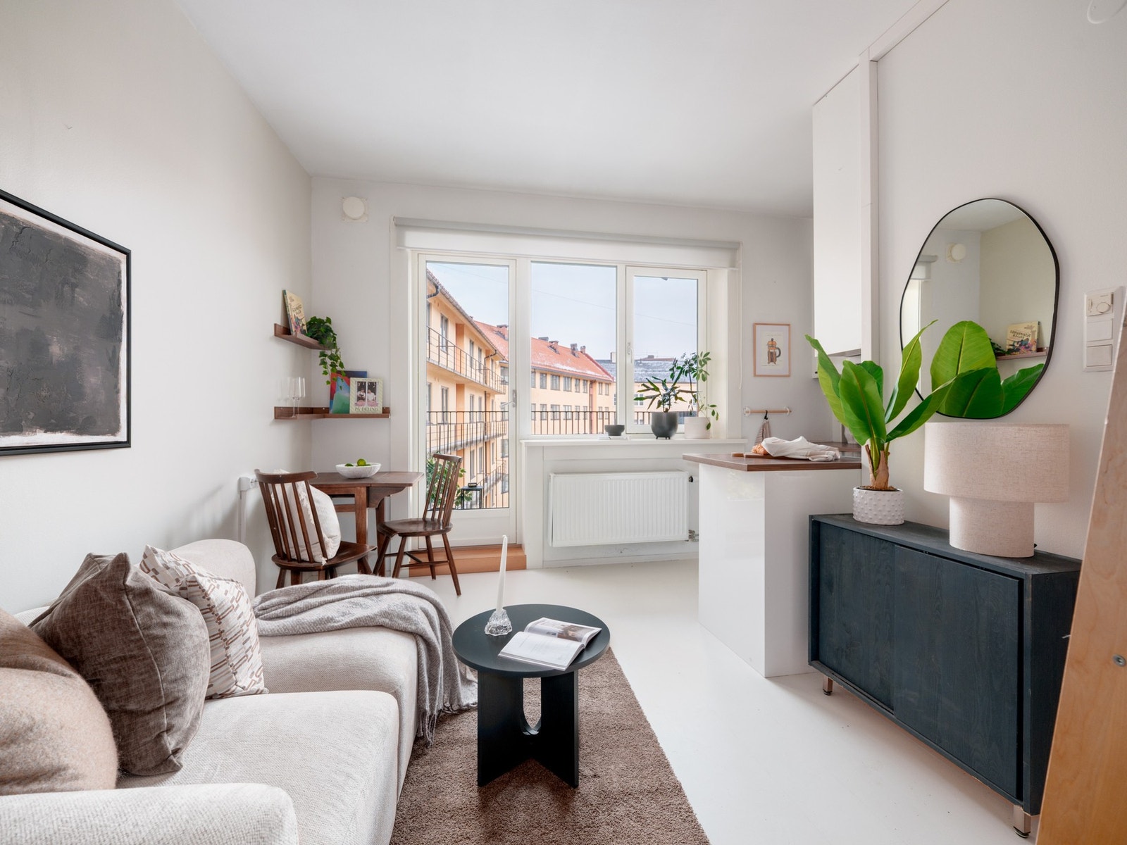 Velkommen til Bentsebrugata 29A! Presentert av Mucho Brown v/Eie Valkyrien. Foto: Magnus Bjørnerud Galleribilde