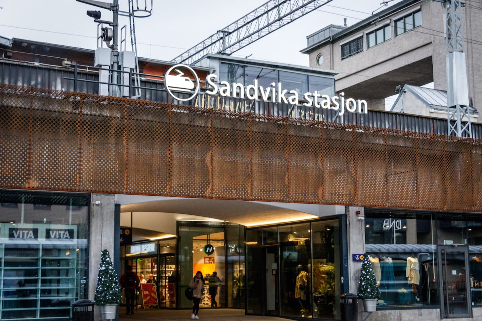 Gangavstand til Sandvika knutepunktstasjon Galleribilde