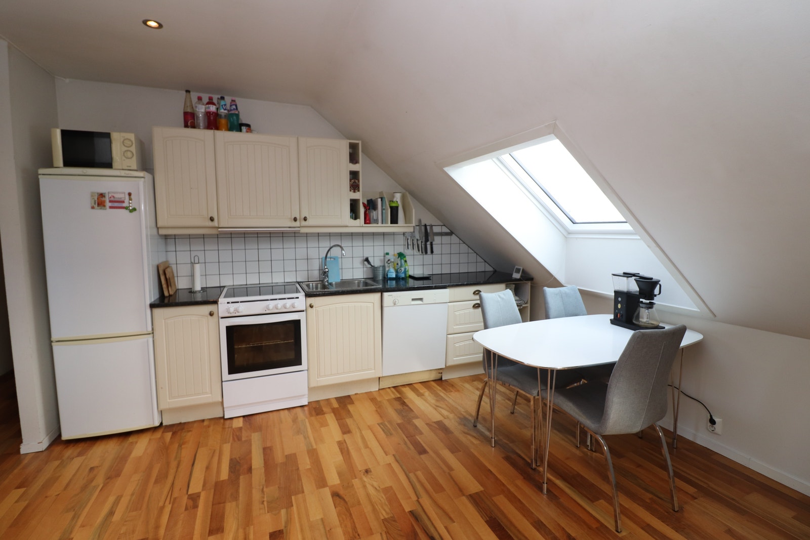 Kjøkken-spiseplass Galleribilde