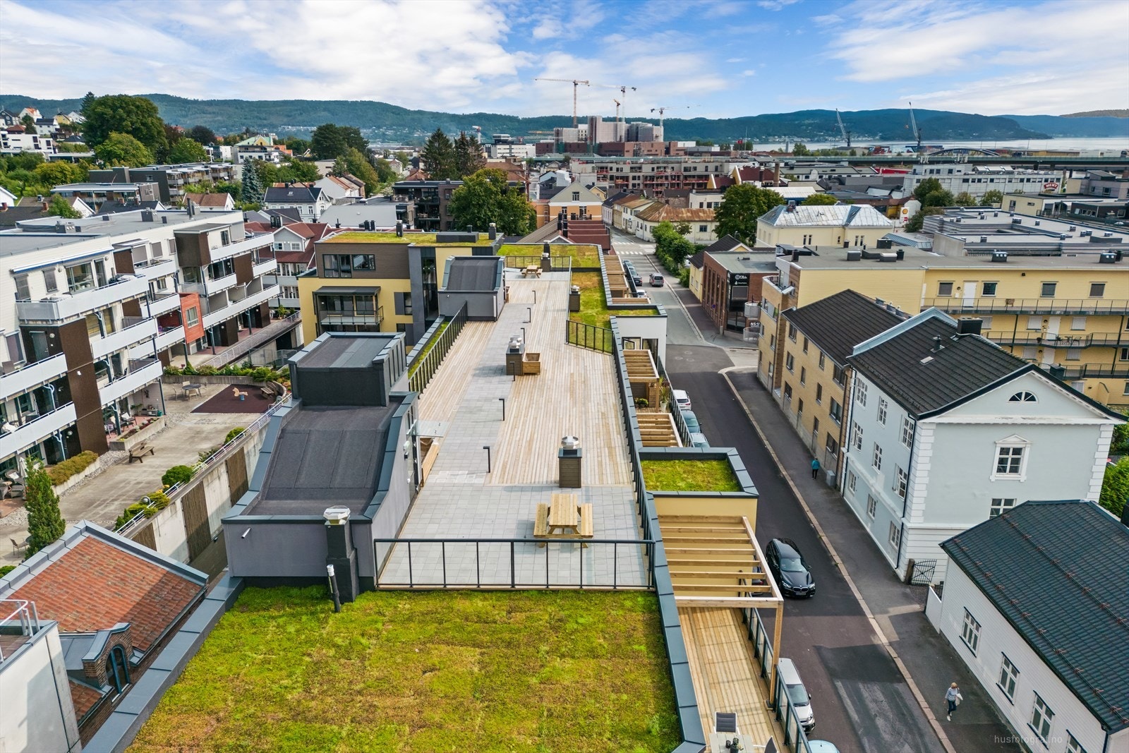På toppen av St. Halvardkvartalet finner du en stor, herlig og solrik takterrasse, som kan brukes av alle beboerne Galleribilde
