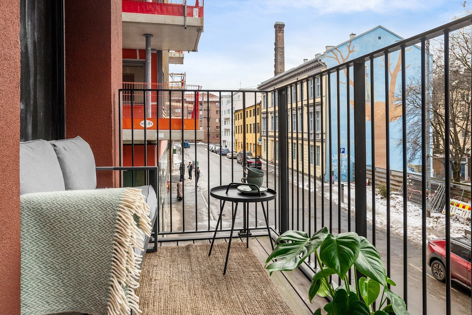 En attraktiv 2-roms andelsleilighet med solrik balkong og supersentral beliggenhet på Tøyen. Galleribilde