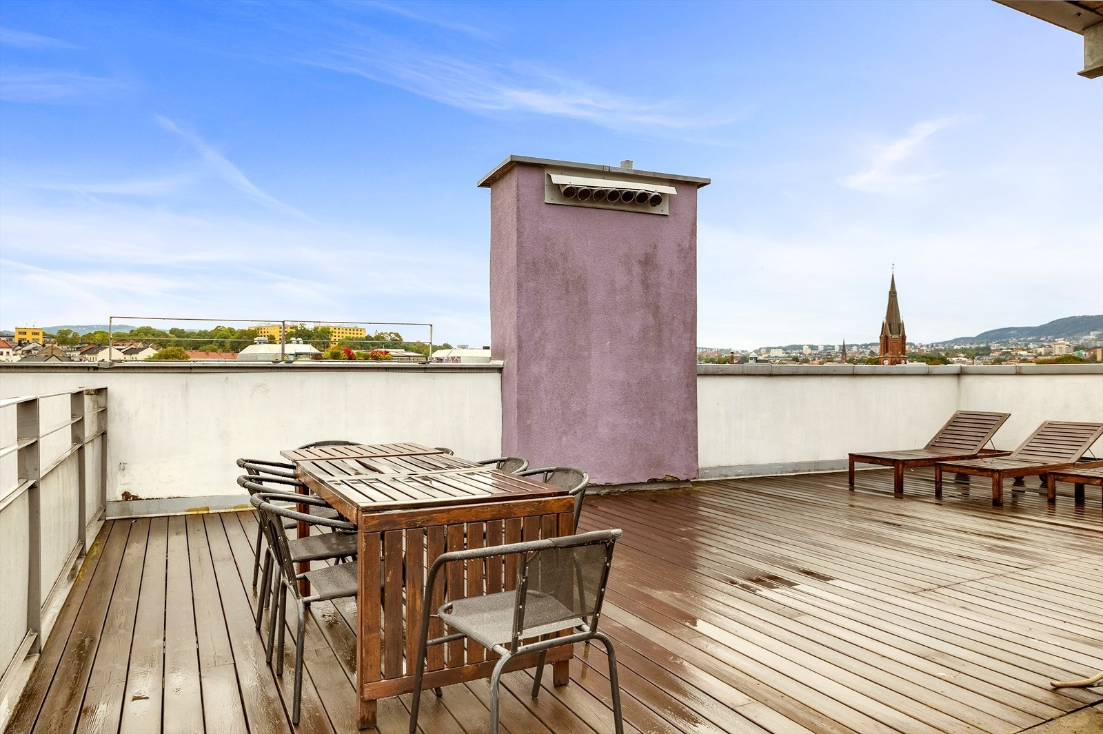 Takterrassen blir møblert i regi borettslaget. Galleribilde