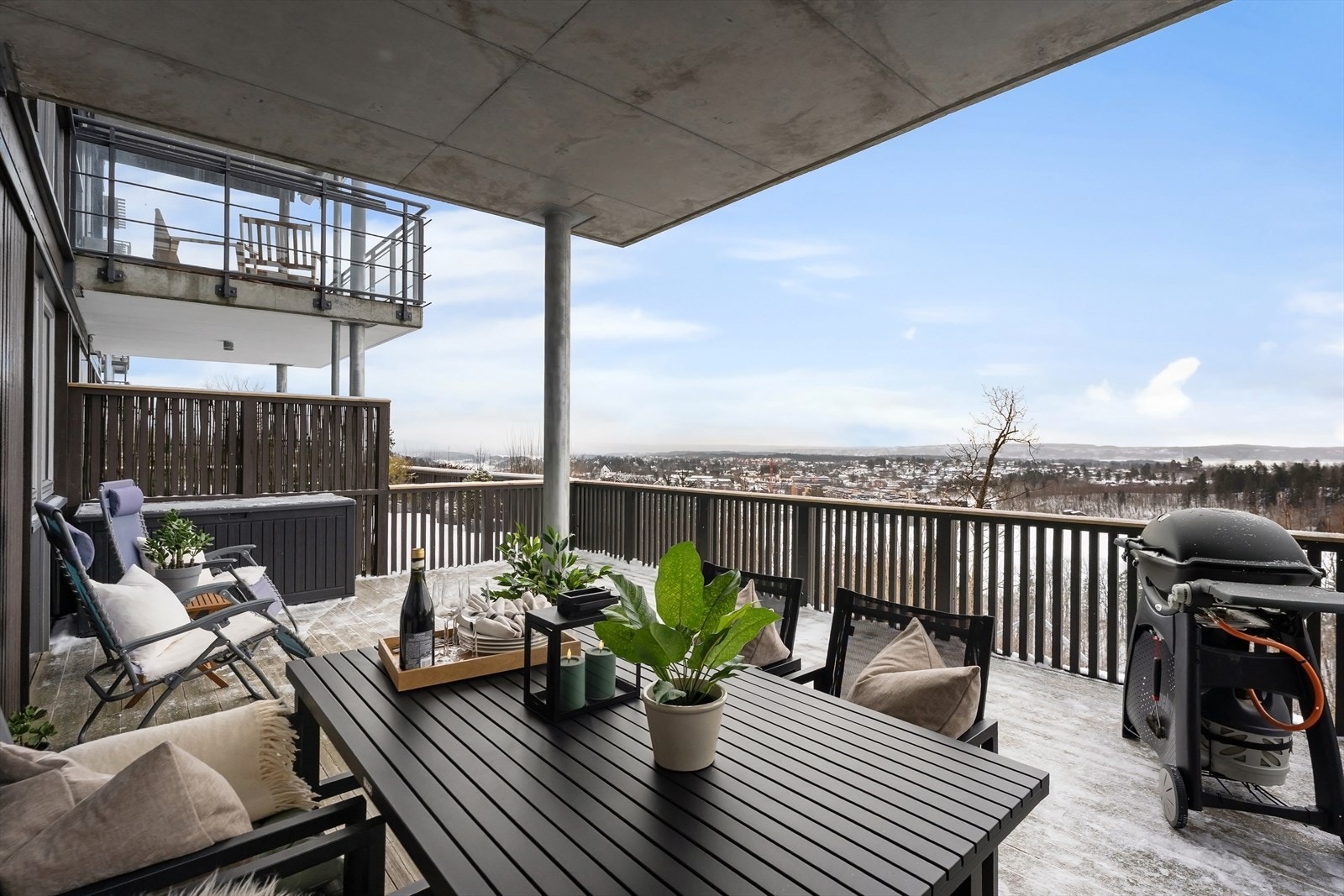 Velkommen til Åstadryggen 13 - Presentert av Håkon Dybvad hos Aktiv Asker. Foto Zovenfra. Galleribilde