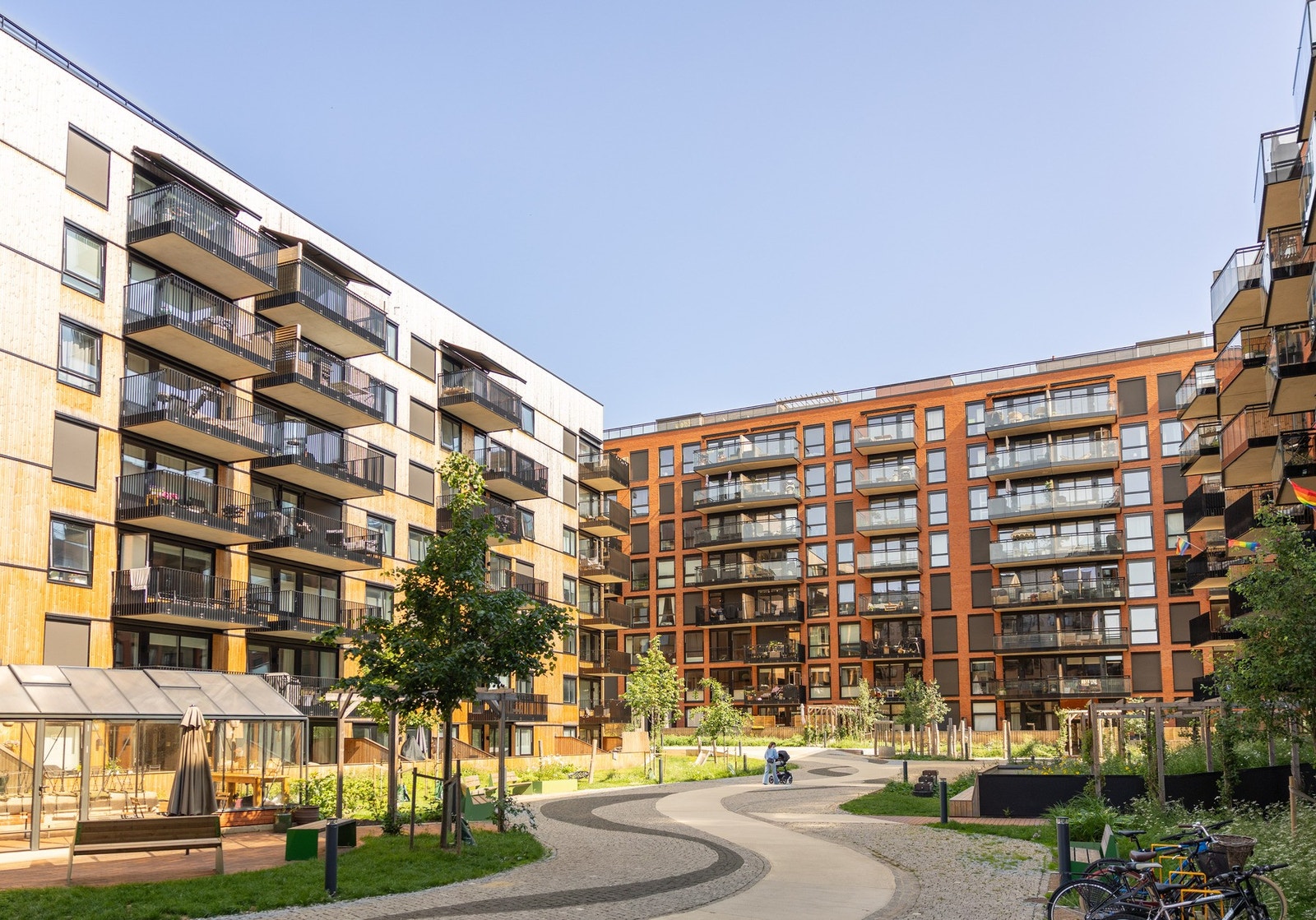 Kort avstand til både Hasle Torg og Løren Torg, begge i gangavstand fra Haslelinjen. Galleribilde