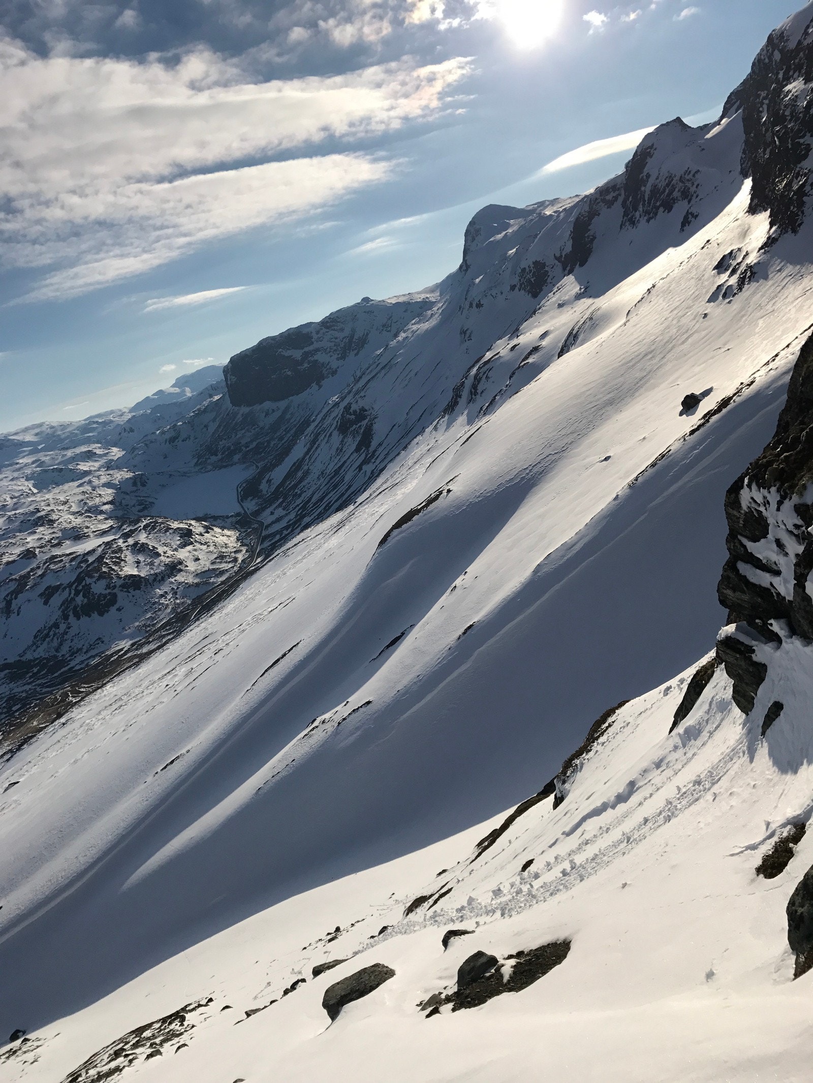 Majestetiske fjell til alle kanter Galleribilde