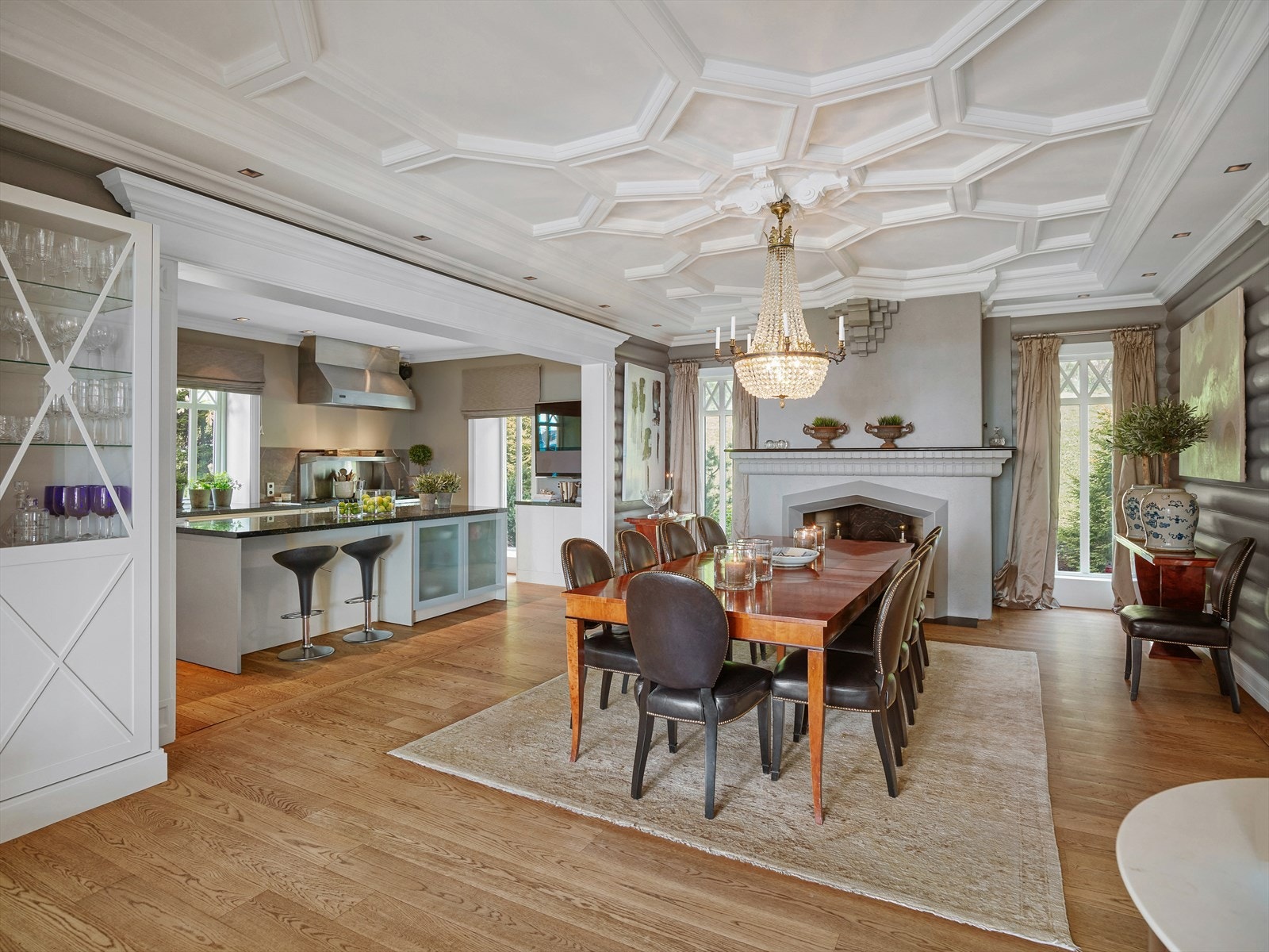 Spisestue. Galleribilde