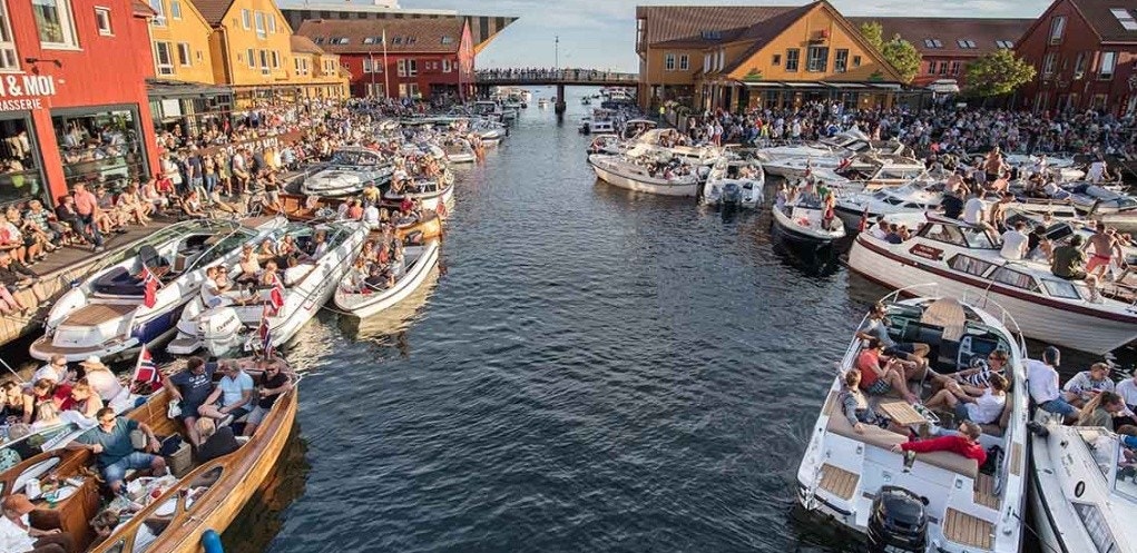 Kort gå avstand til Fiskebrygga Galleribilde