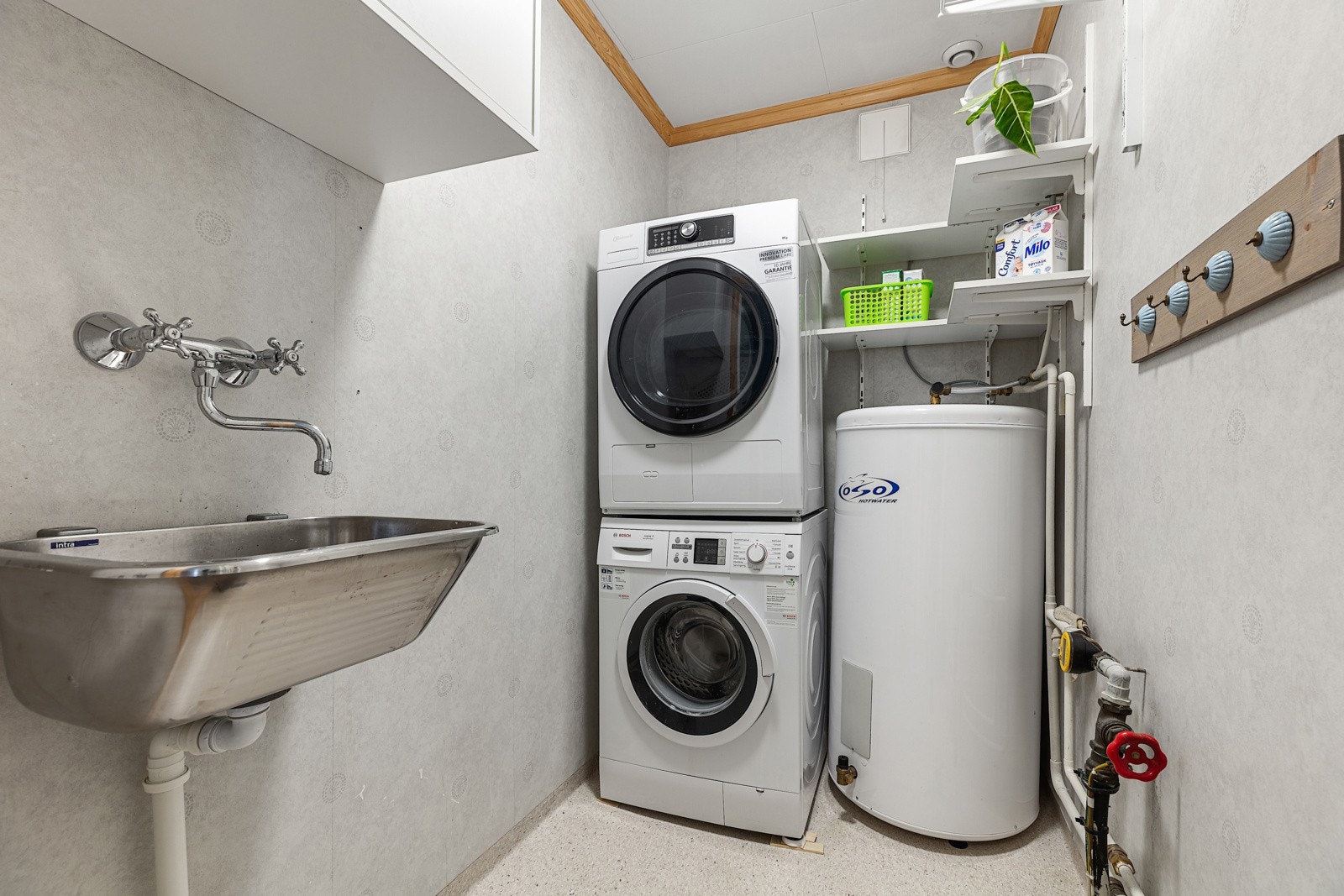 Vaskerom Galleribilde