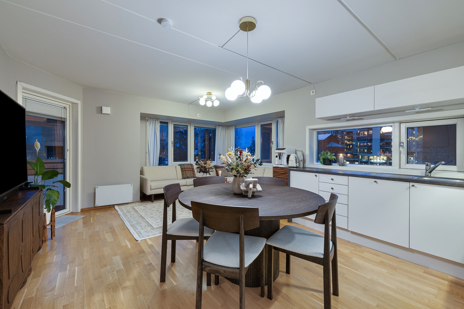 Velkommen til Adolph Tidemands Gate 49! Galleribilde