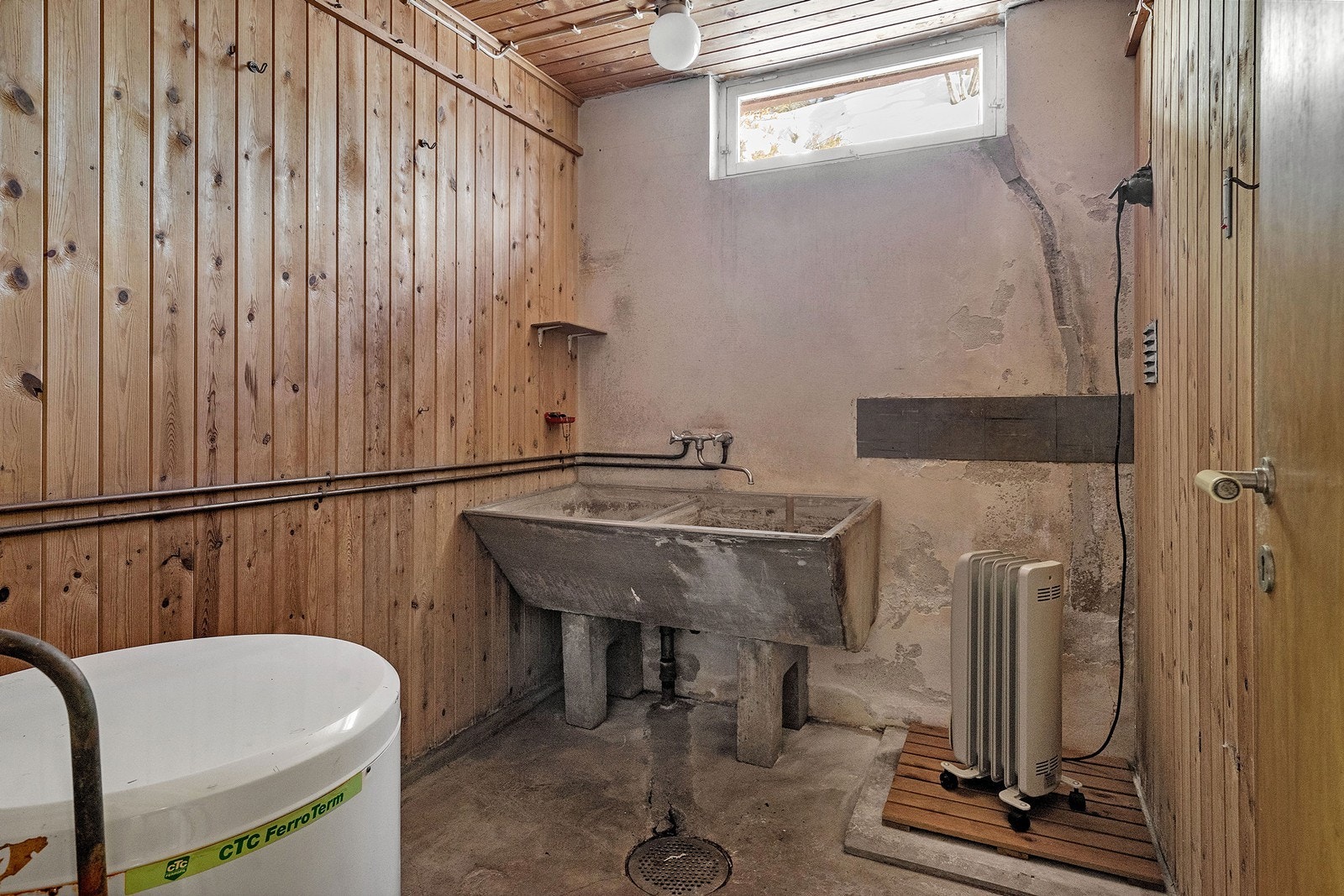 Vaskerom Galleribilde