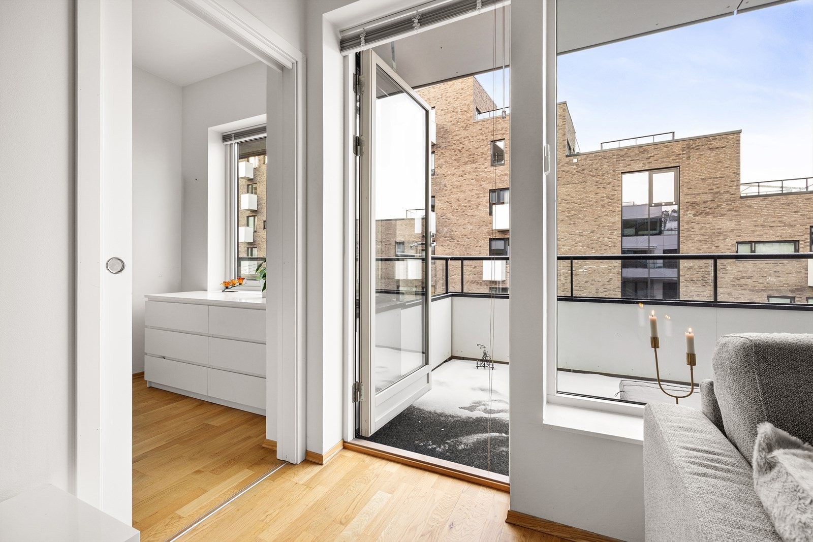 Utgang til balkong Galleribilde