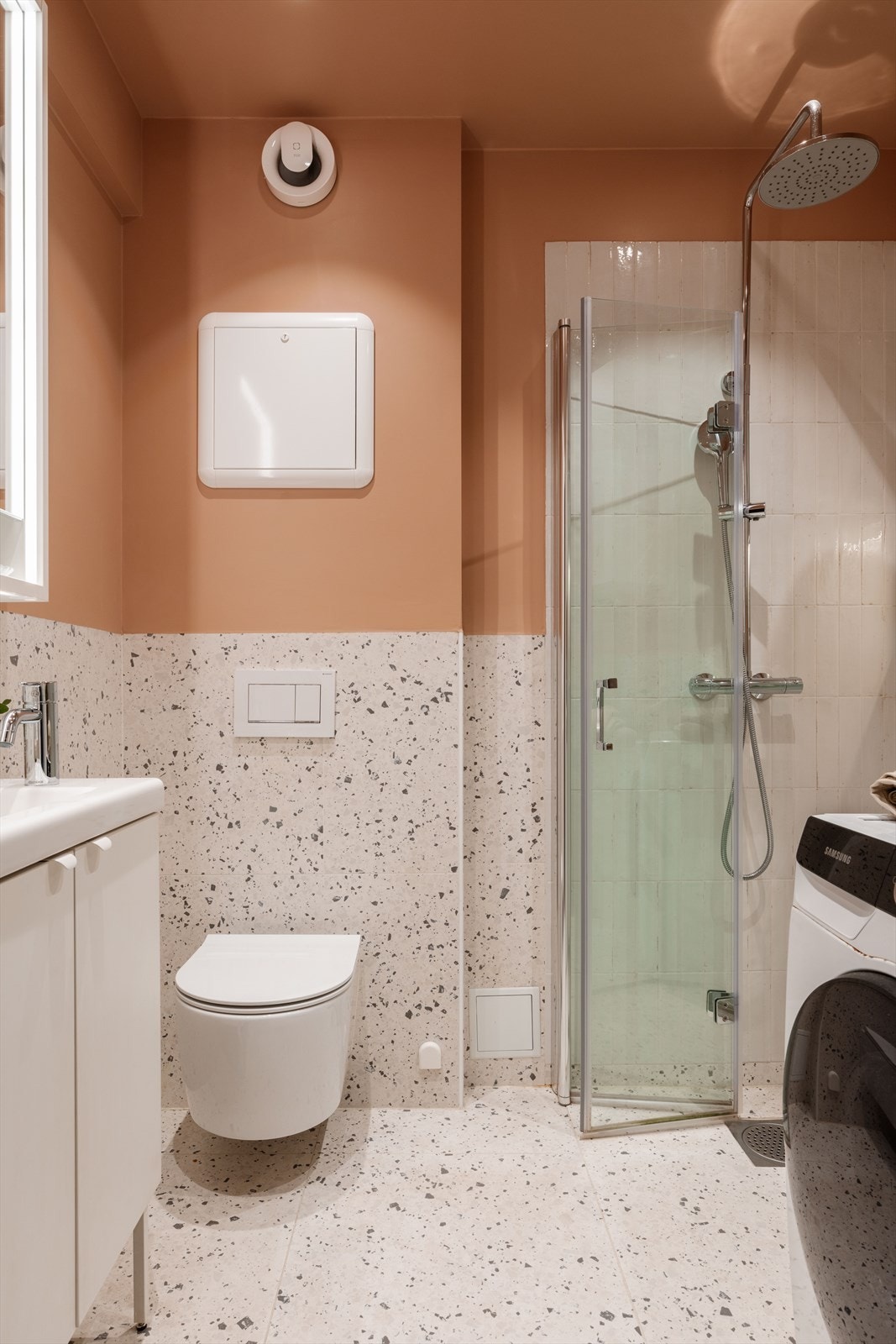 Baderommet ble oppusset og utvidet i 2025, og arbeidene er utført av fagfolk. Galleribilde