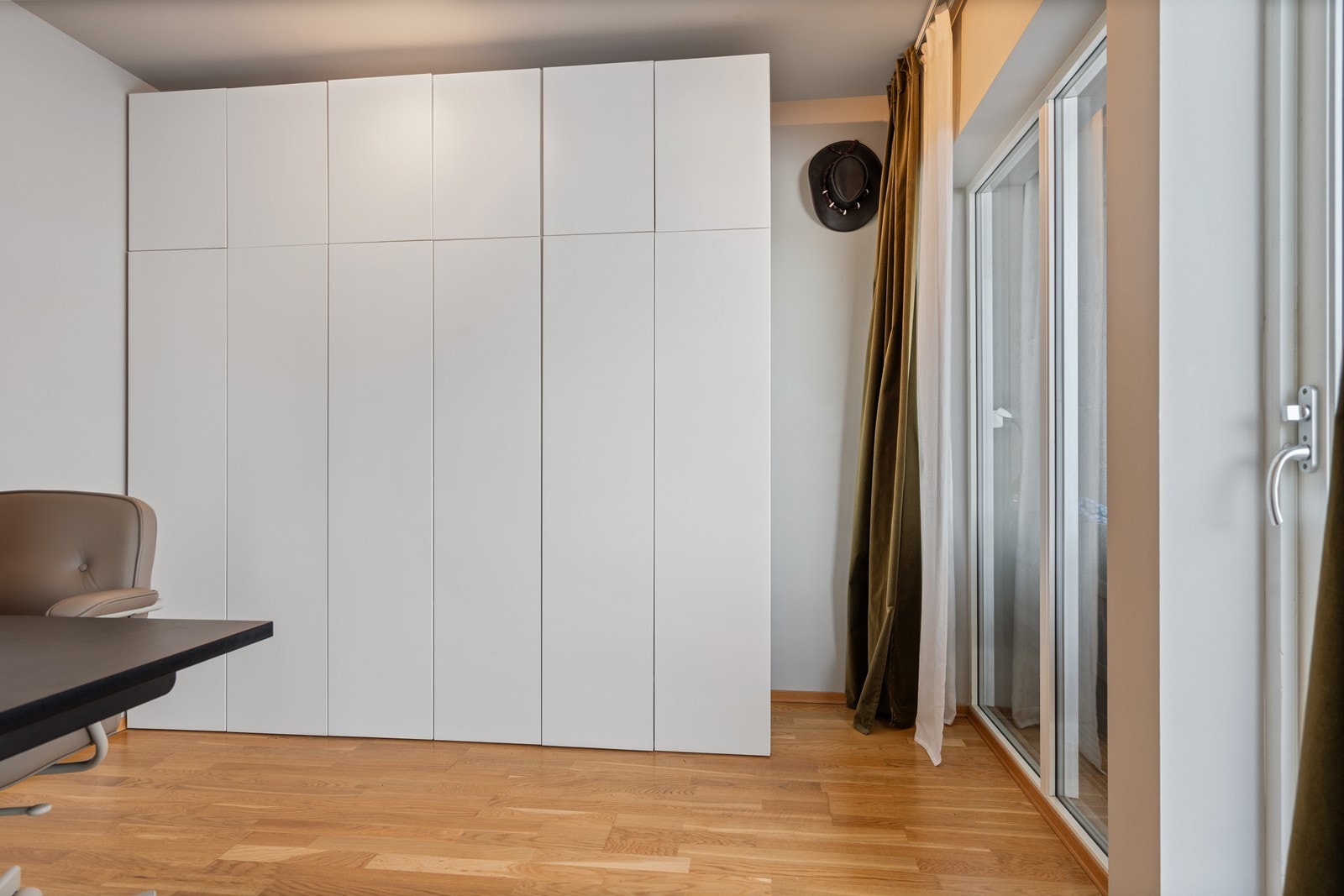 Stue del 2, 2. etg. Galleribilde