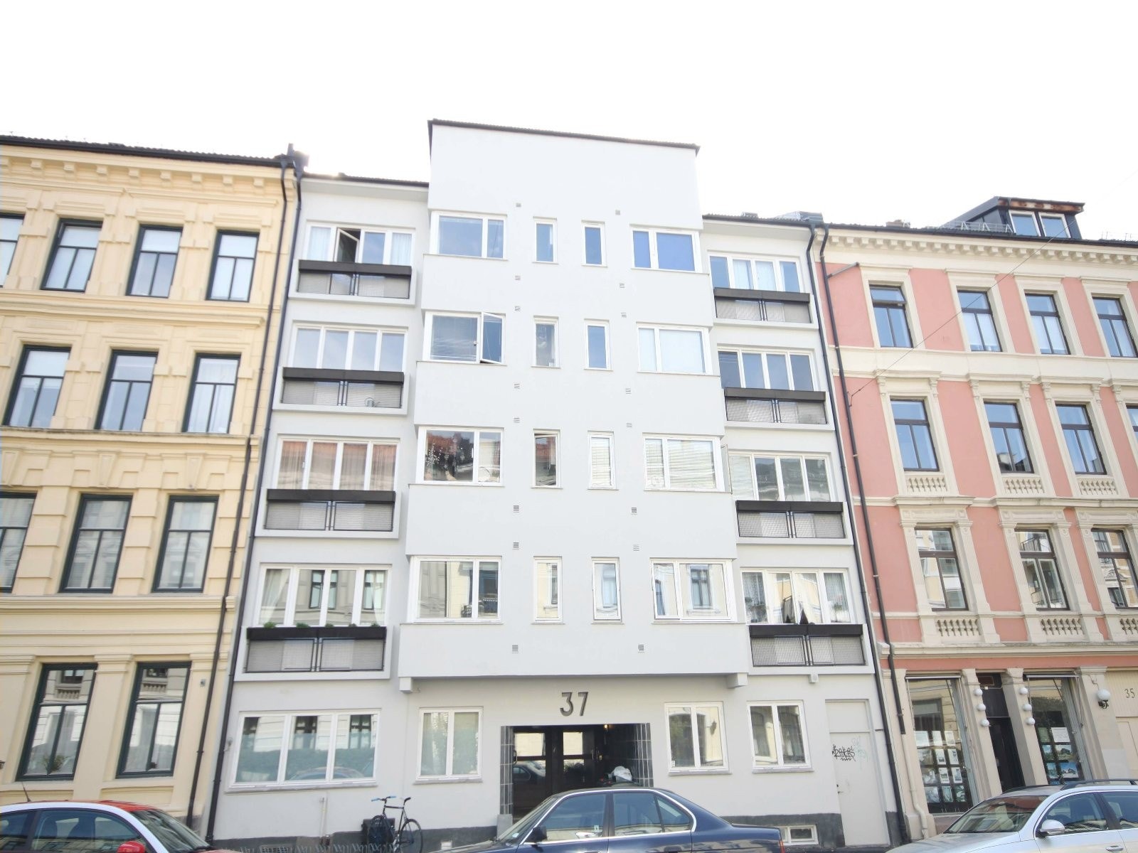 Velkommen til Eckersbergs gate 37 - leiligheten ligger i 5. etasje/toppetasjen Galleribilde