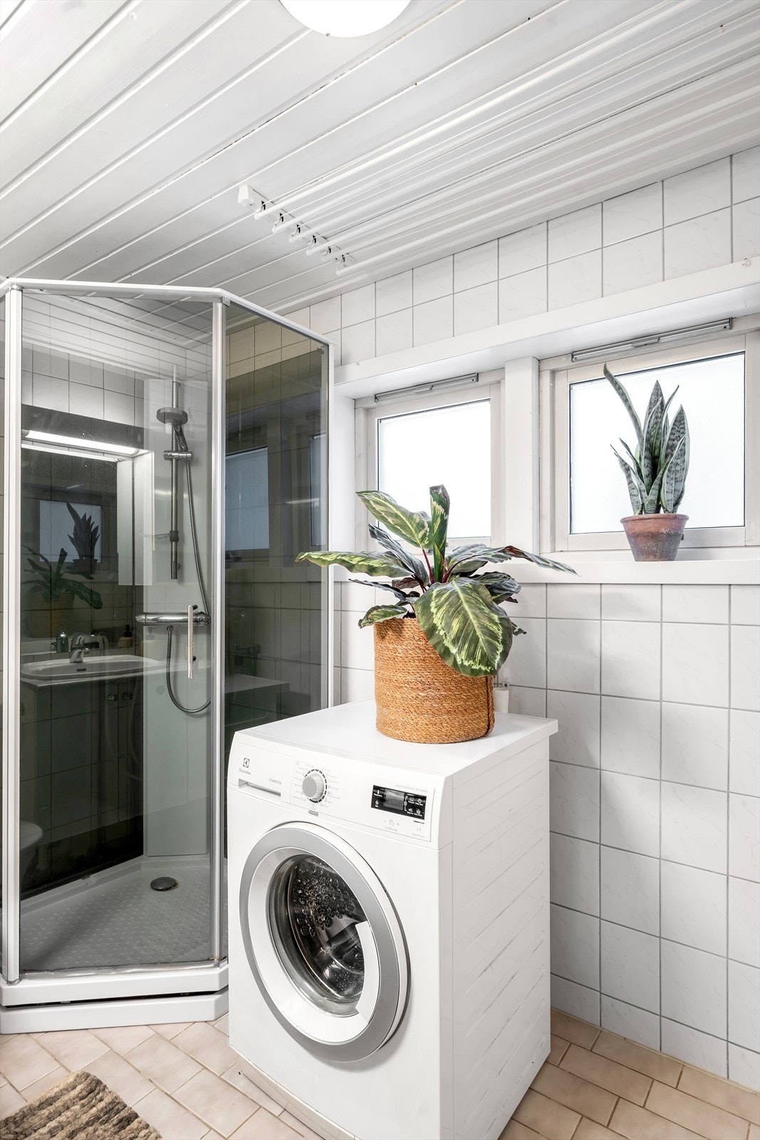 Opplegg for vaskemaskin. Galleribilde