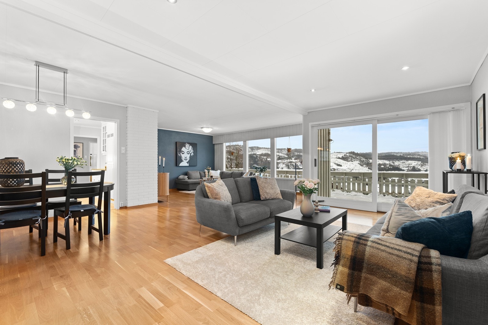 Romslig stue Galleribilde