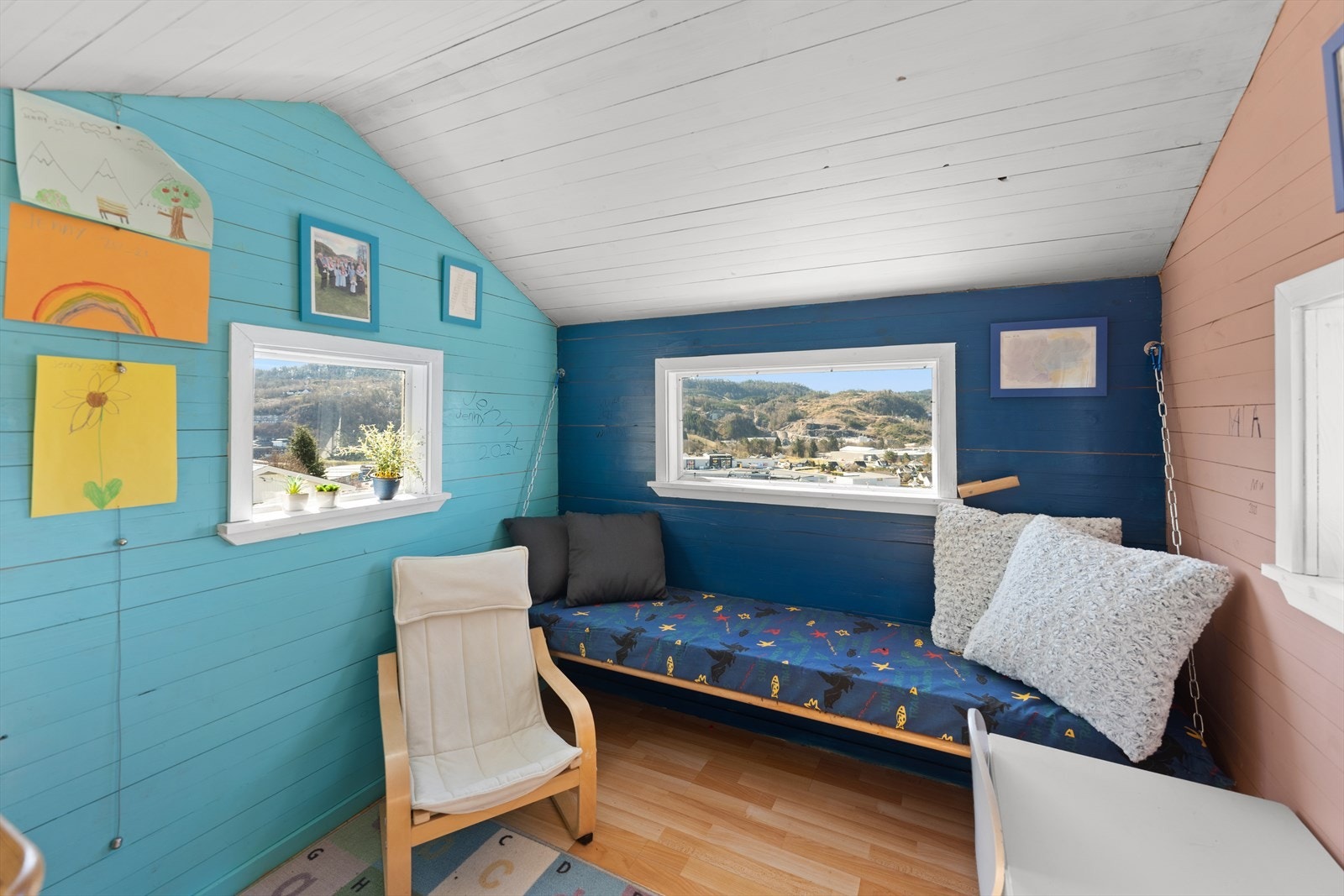 Fra lekehytte Galleribilde