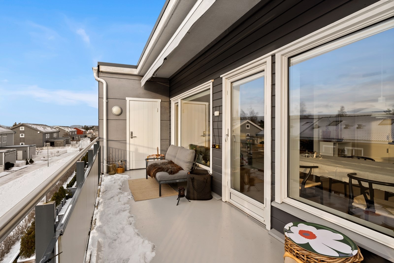 Praktisk med utebod på balkongen Galleribilde