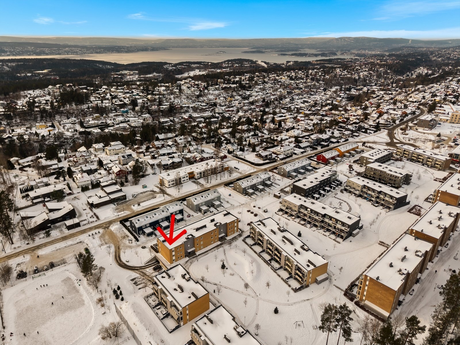 Godt med parkering/gjesteparkering rundt Kornmoenga Galleribilde