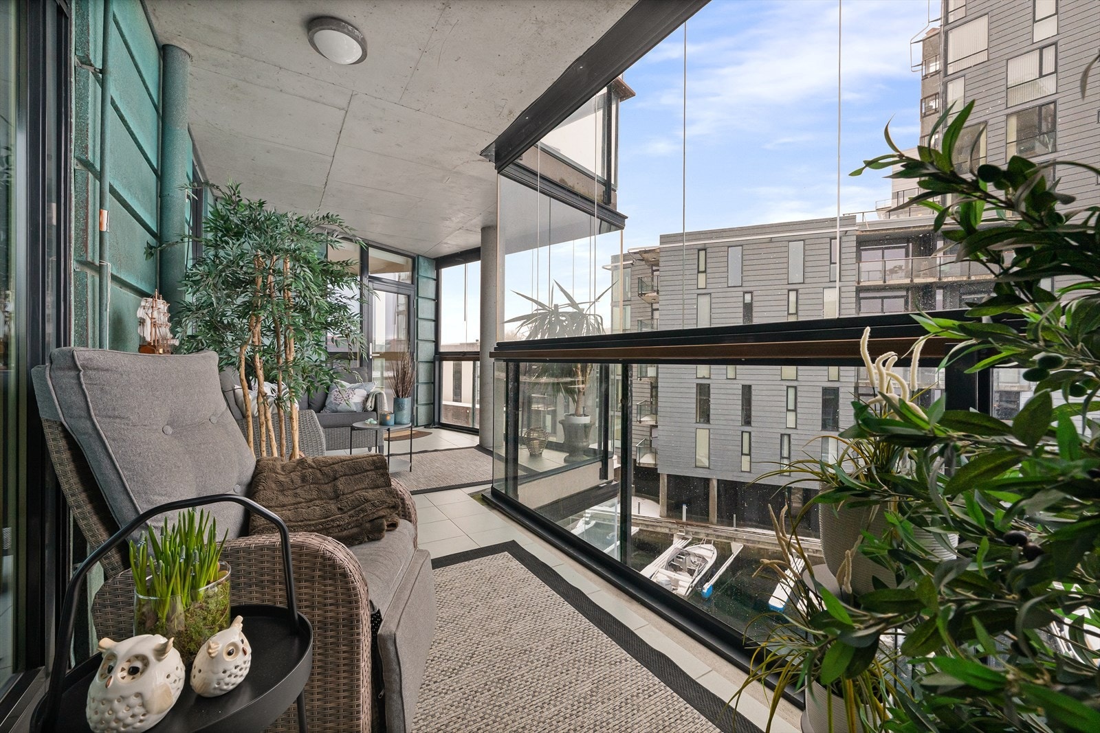 Her nyter du ettermiddagssolen Galleribilde