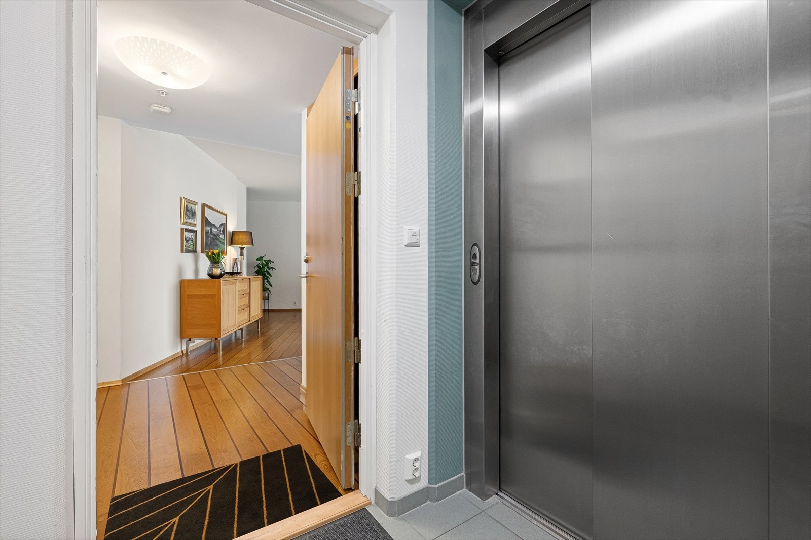 Kort vei fra heisen Galleribilde