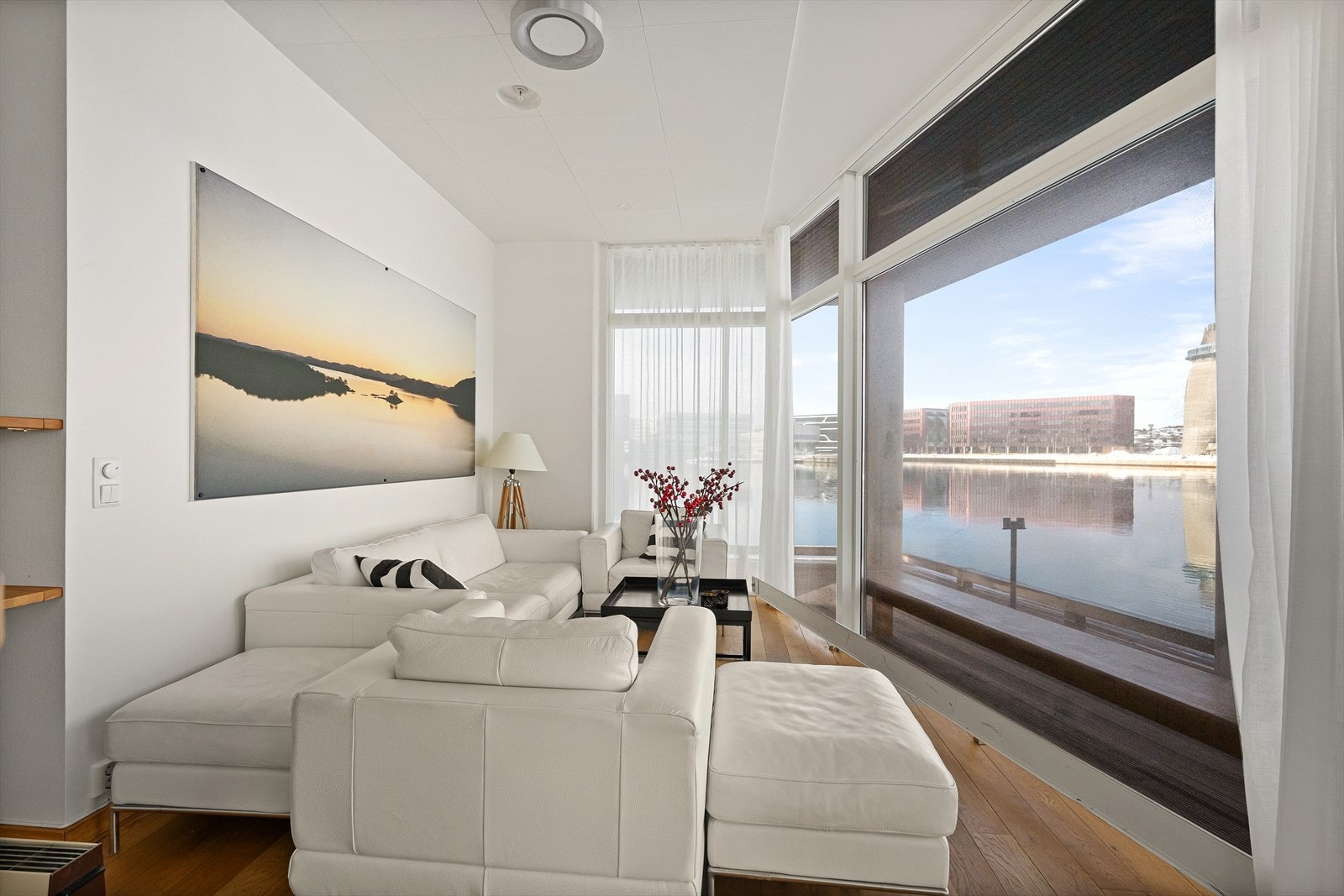 Fellesrom Galleribilde