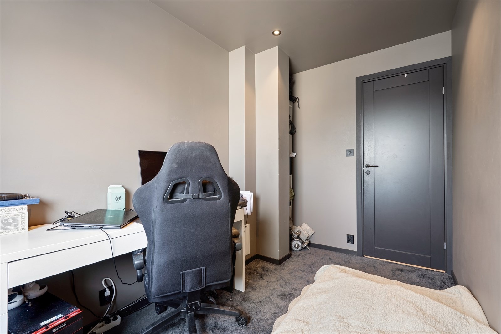 Dette rommet er et resultat av en ombygning hvor det tidligere kjøkkenet er gjort om. Galleribilde