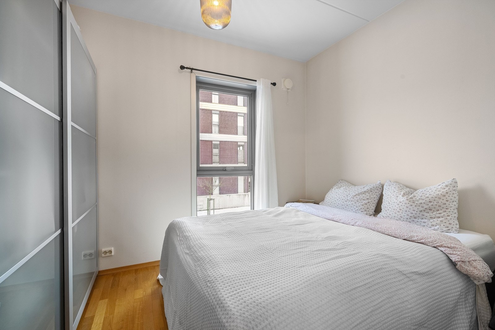 Soverom nr. 1 Galleribilde