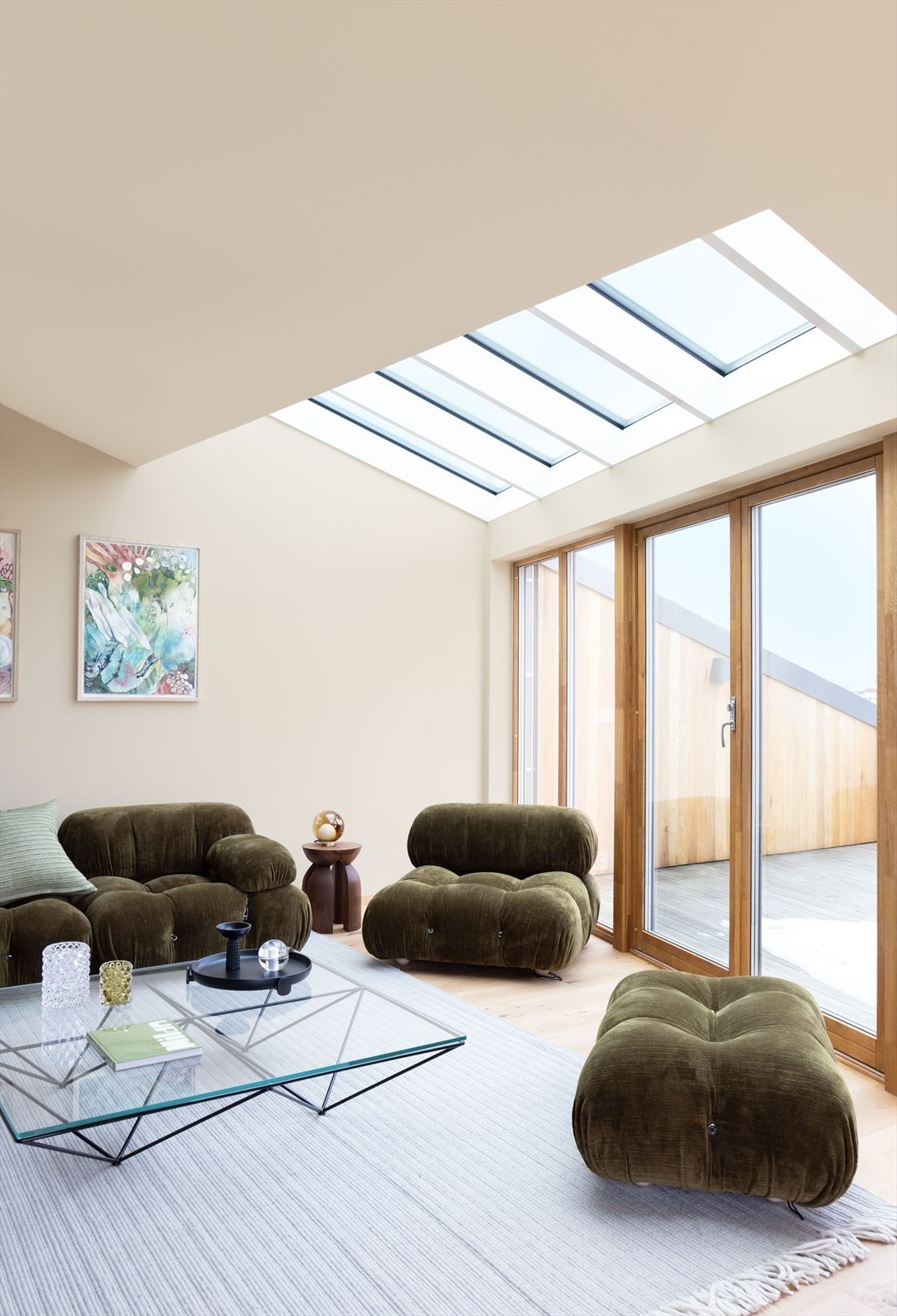 Stort takvindu som er en ekstra detalj i denne leiligheten. Galleribilde