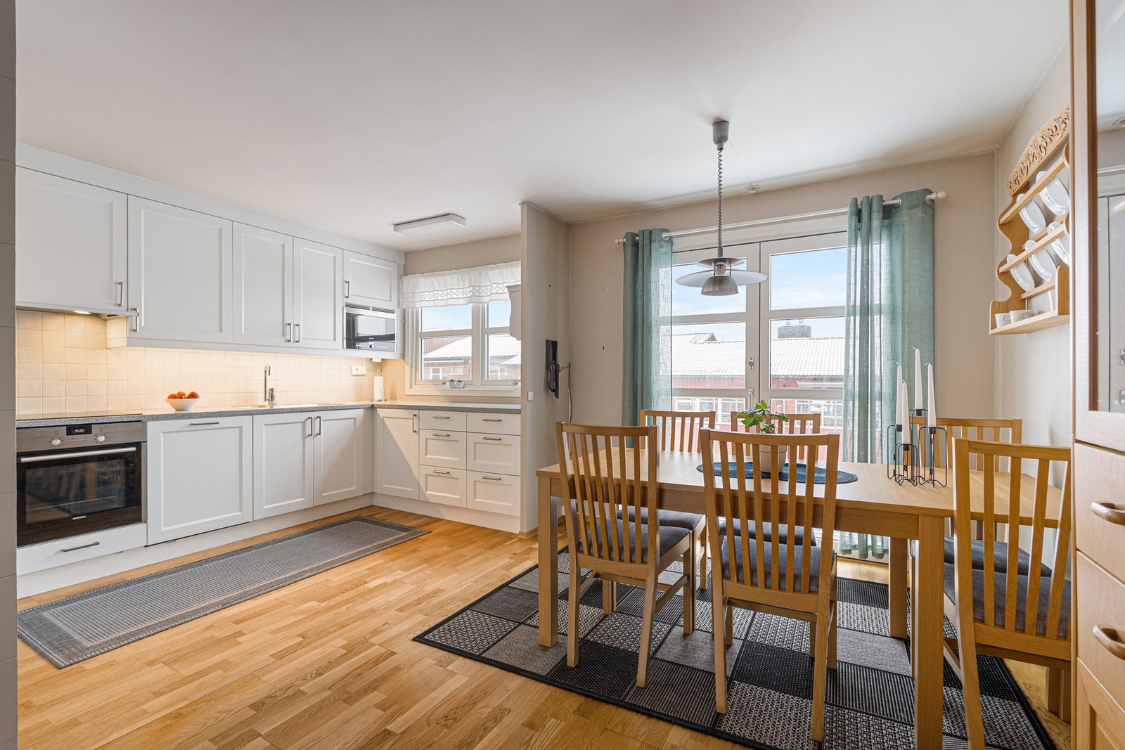 Kjøkkenet er vudert til tilstandsgrad 1 av takstmann. Galleribilde