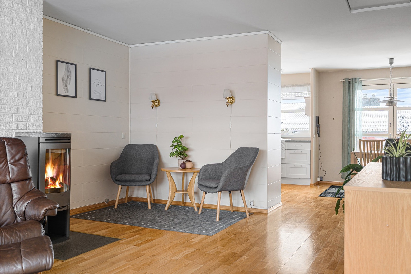 Internett, kabel-TV og kommunale avgifter er inkludert i felleskostnadene. Galleribilde