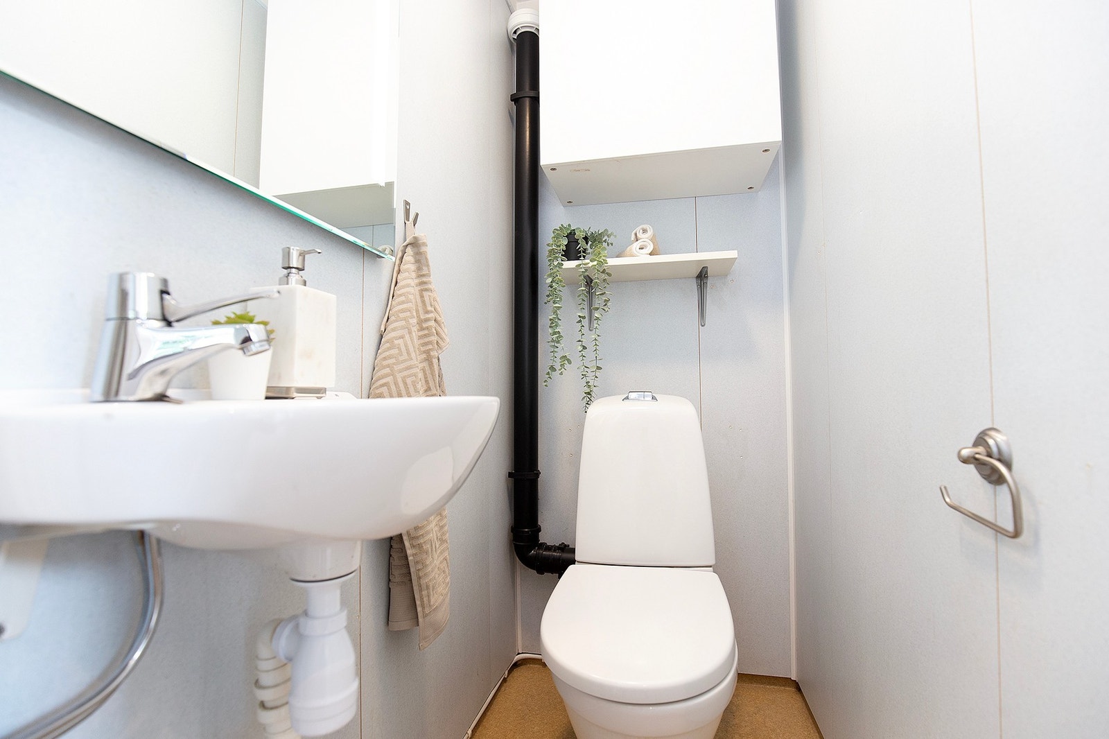 Toalettrom Galleribilde