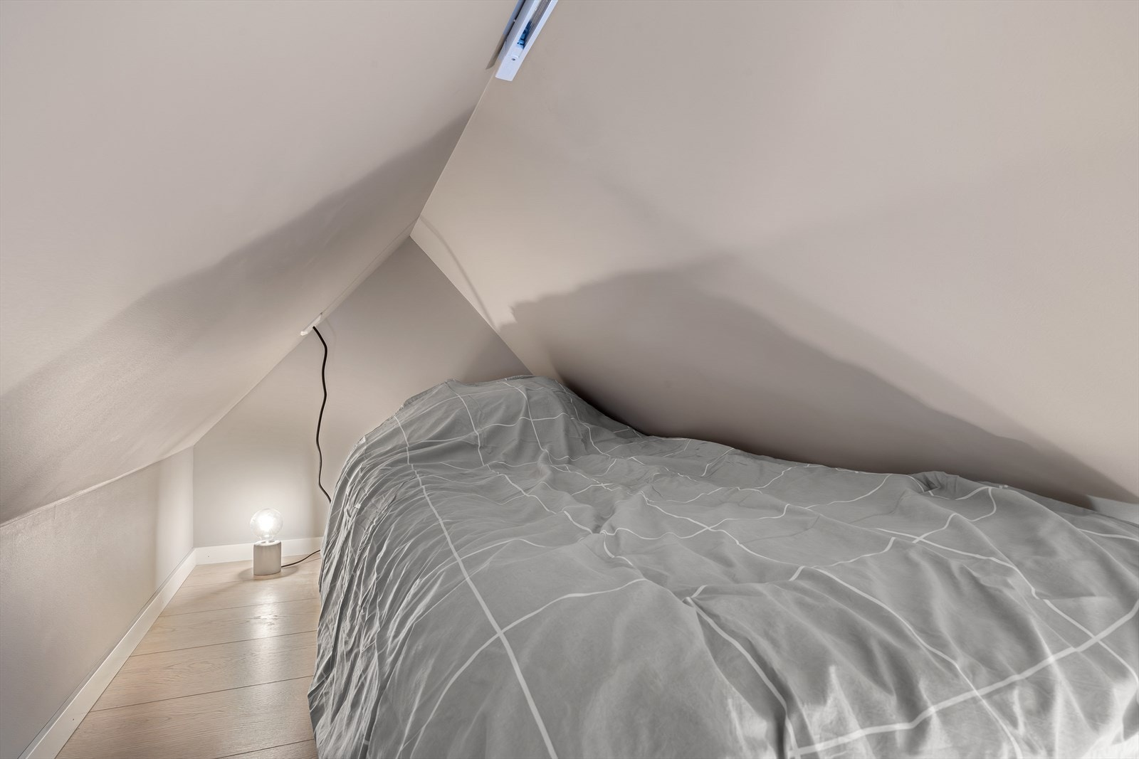 - Her er det god plass til ønsket oppbevaringsmuligheter (ikke godkjent for varig opphold) - Galleribilde