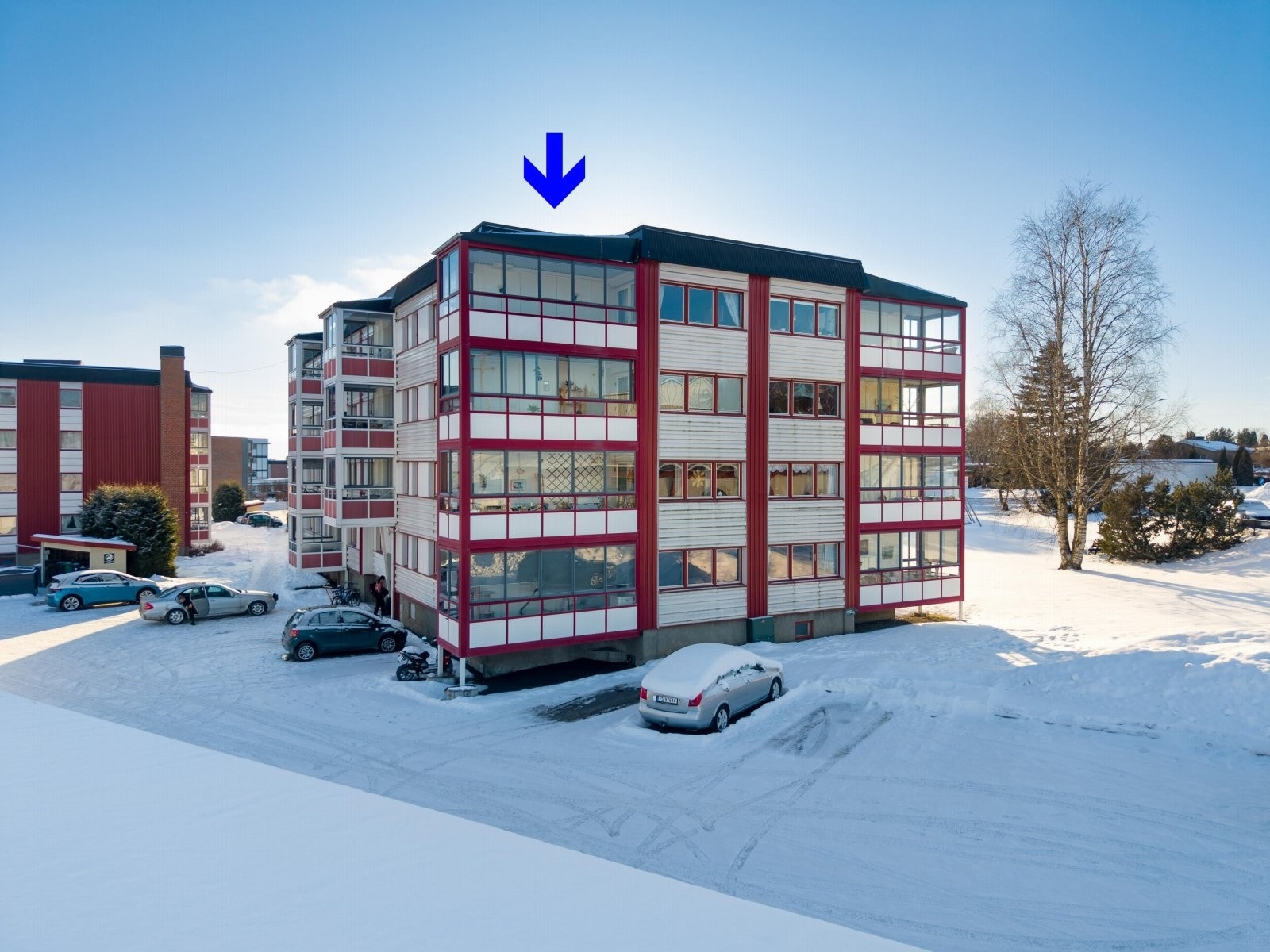 Leiligheten ligger i byggets 4. etasje. Galleribilde
