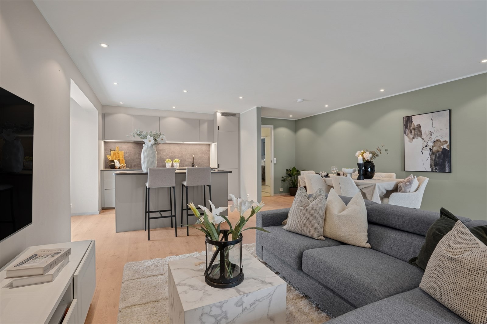 Her får du god plass til å invitere til et hyggelig selskap. Galleribilde