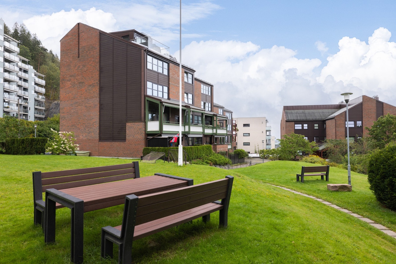 Området har en rolig og attraktiv beliggenhet nær marka. Galleribilde