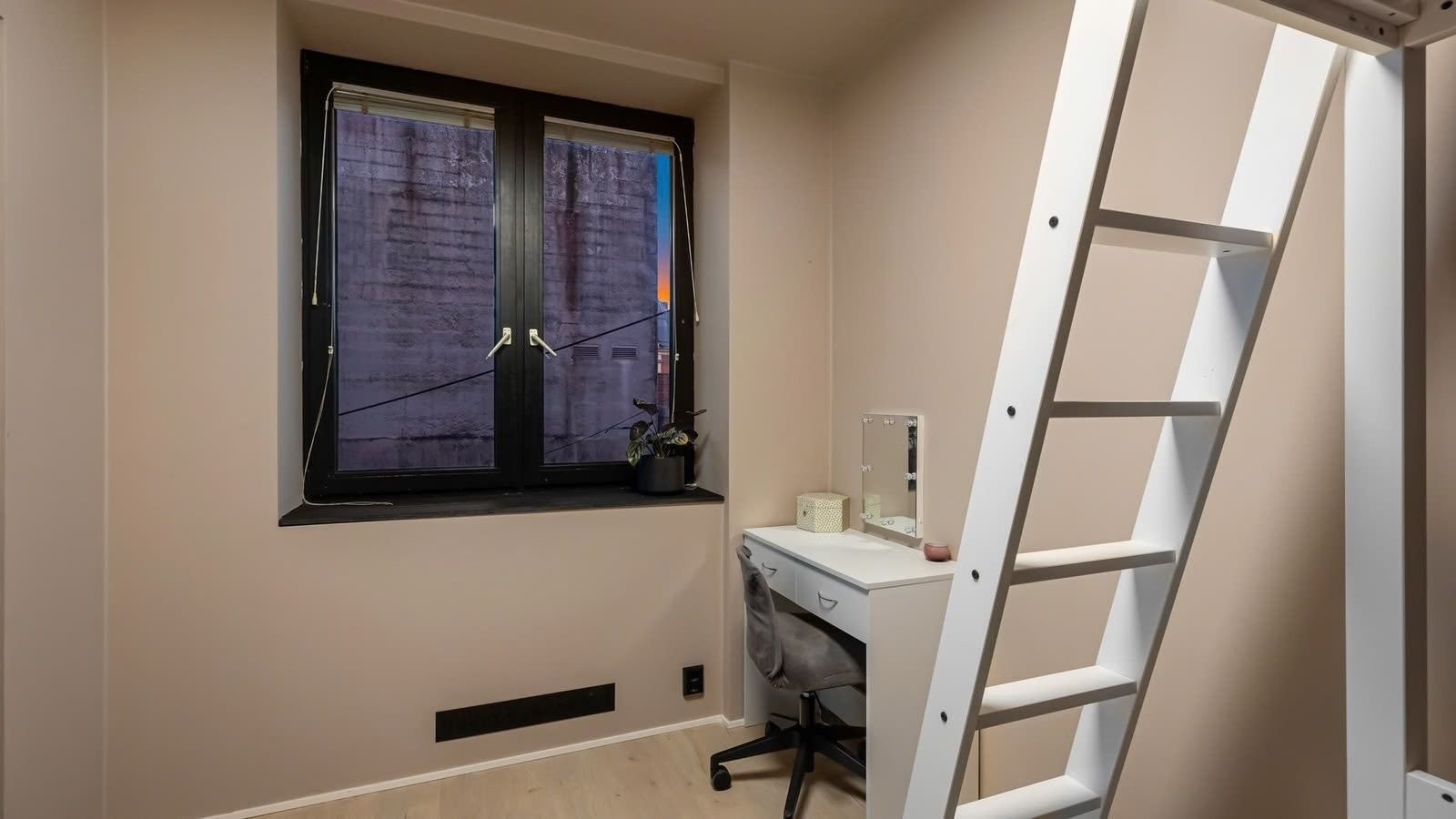 Sov hybel Galleribilde