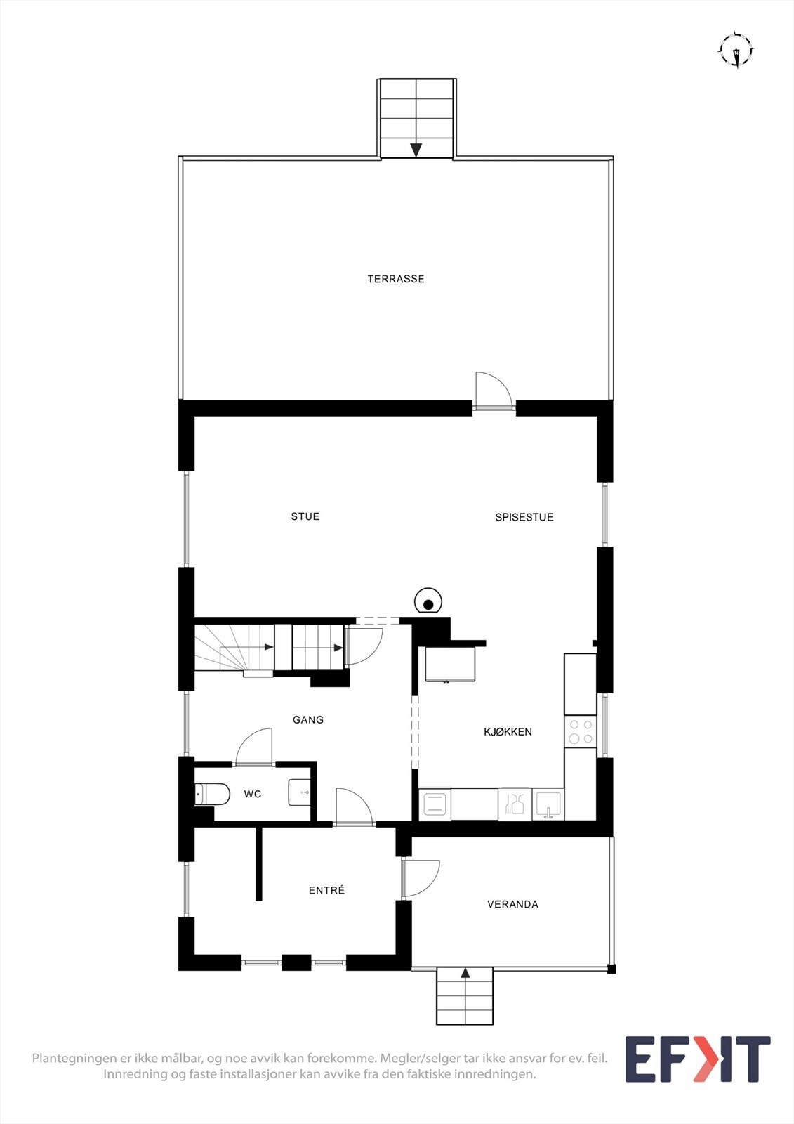 Første etasje har en funksjonell planløsning med stue, kjøkken, toalettrom og utgang til terrasse. Galleribilde
