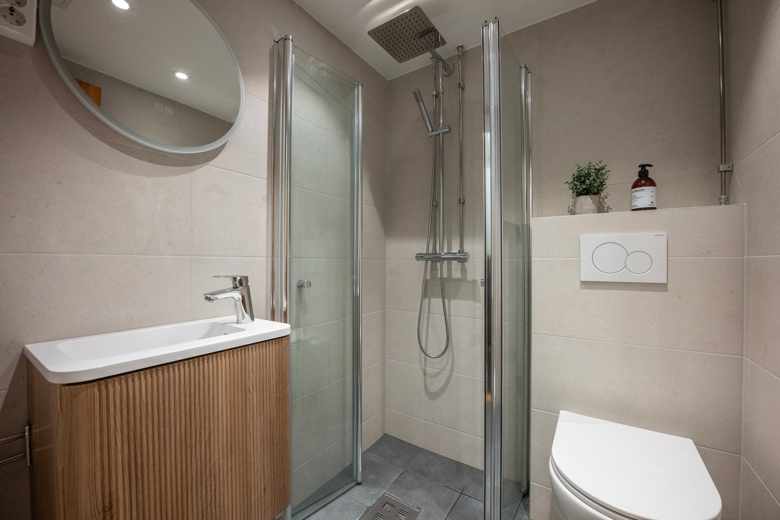 NYTT BAD!! Galleribilde