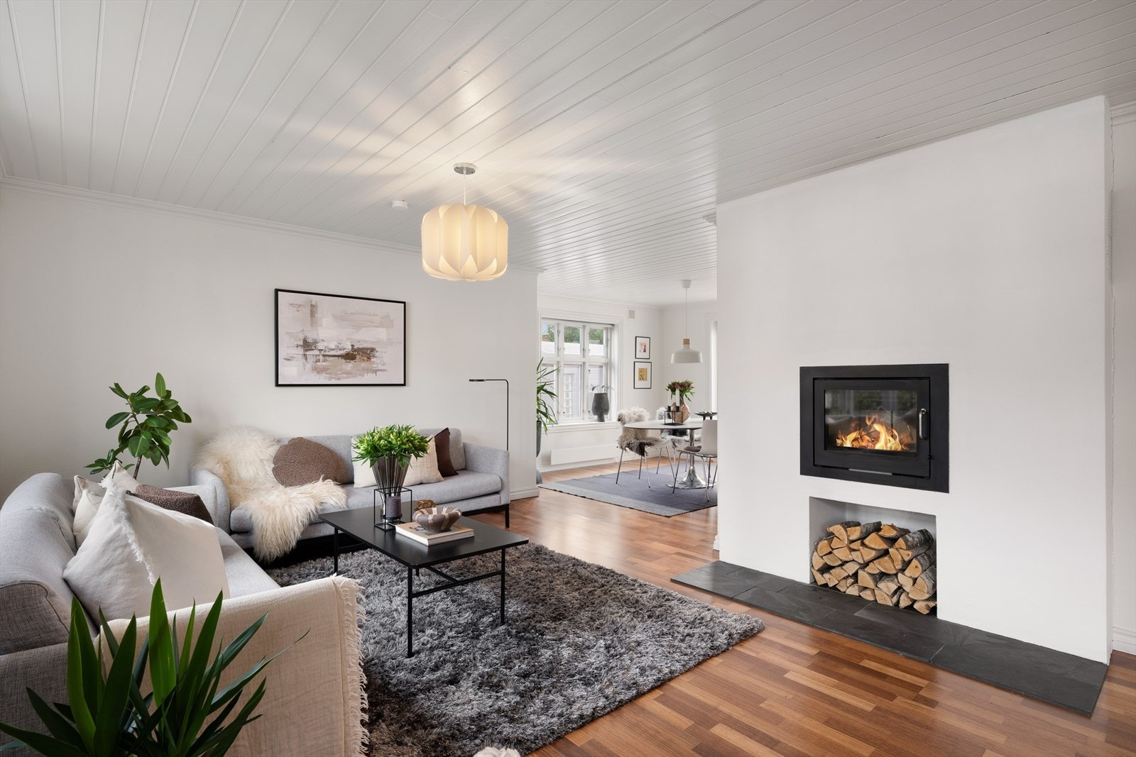 Stue med peis Galleribilde