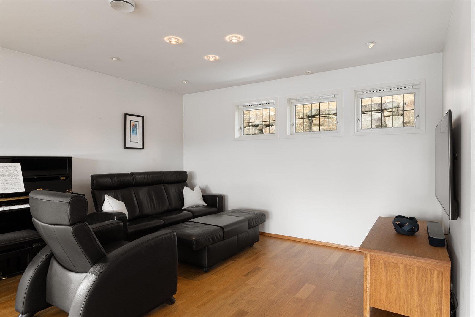 Trivelig TV-krok i stua. Galleribilde