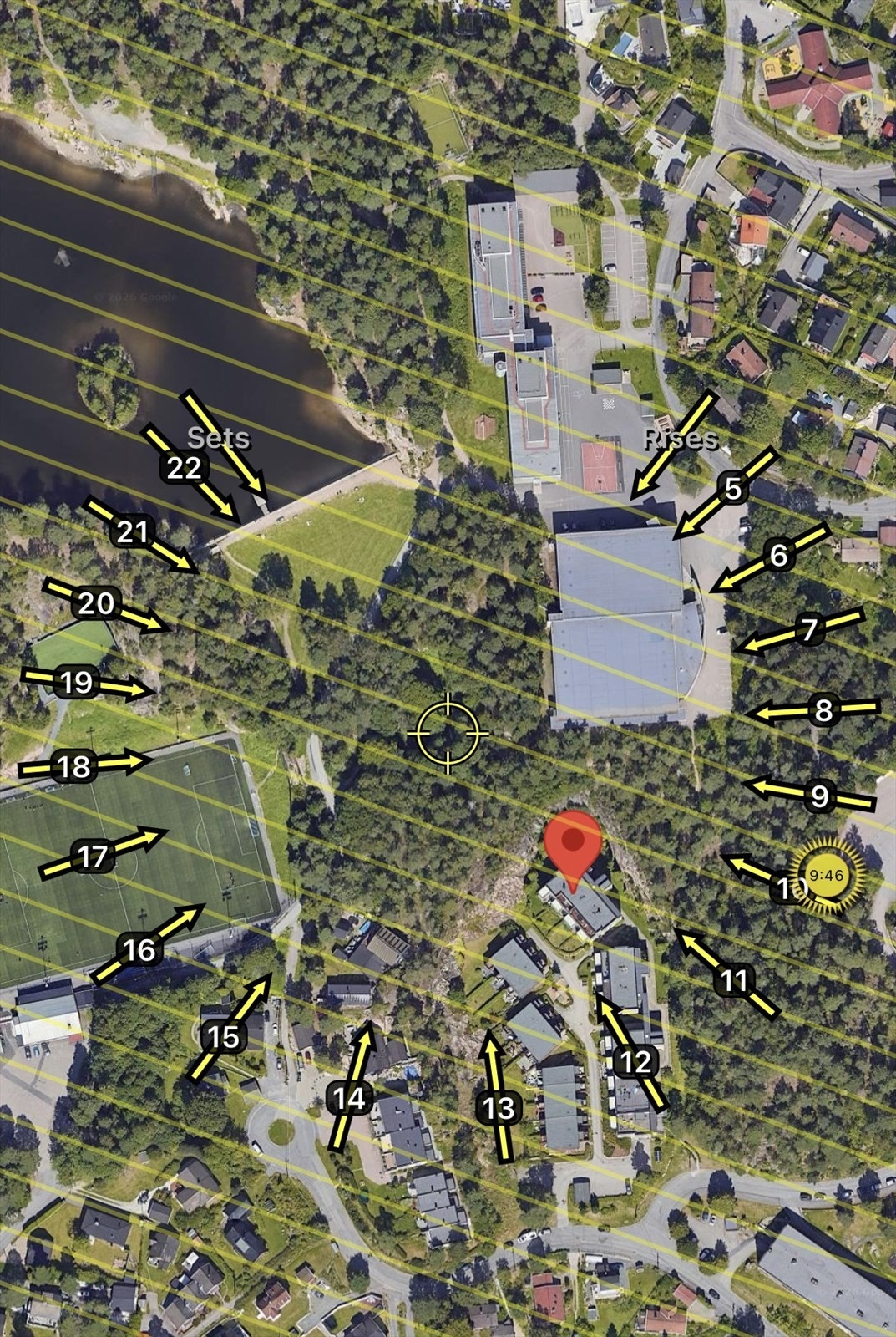 Gode solforhold gjennom dagen, og kort avstand til de fleste fasiliteter området kan by på med badedam, fotballbane, skole, skogen og mye mer., Galleribilde