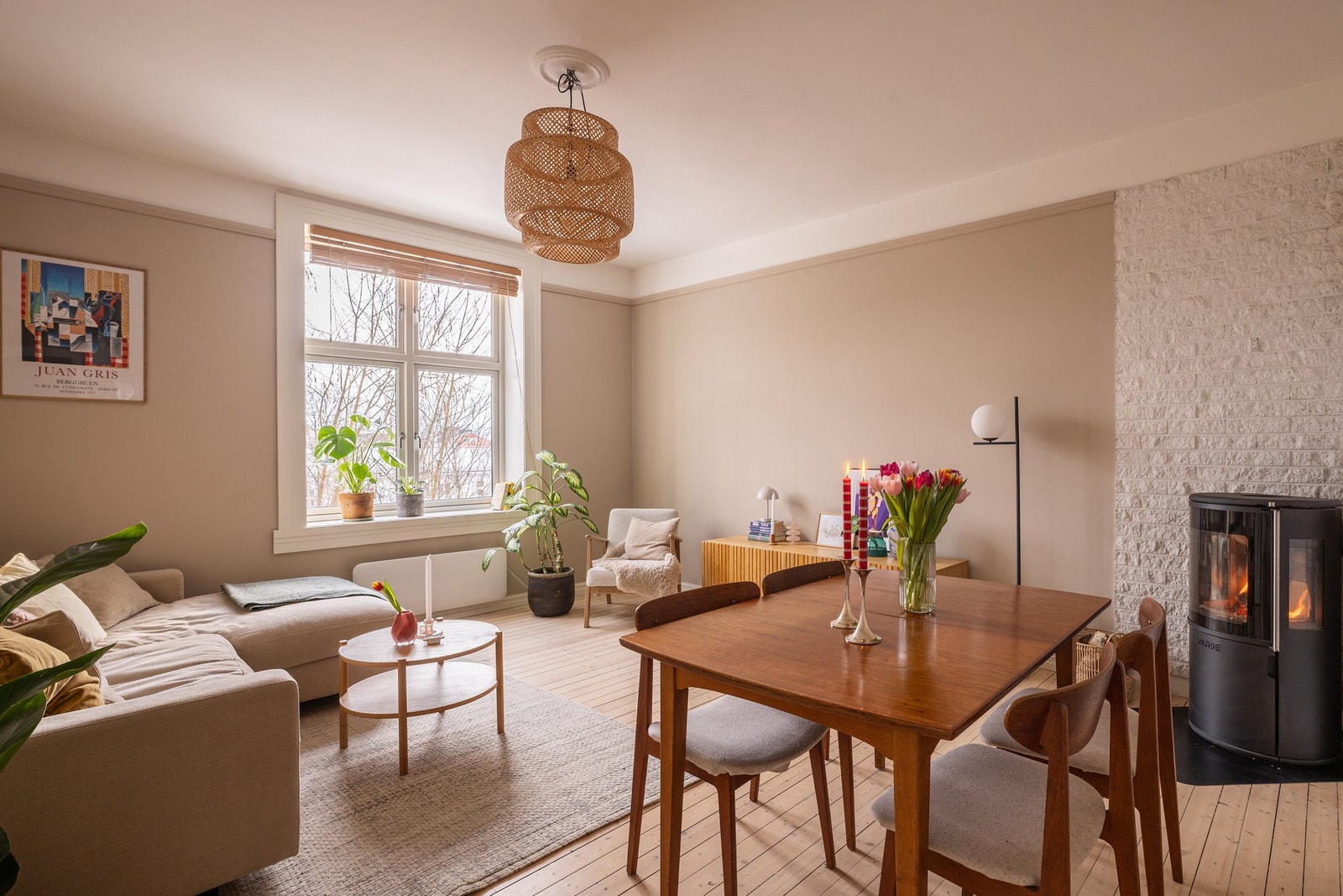 Velkommen på visning til denne flotte leiligheten i Colletts gate 60E!
Fotograf: Magne Risnes. Galleribilde